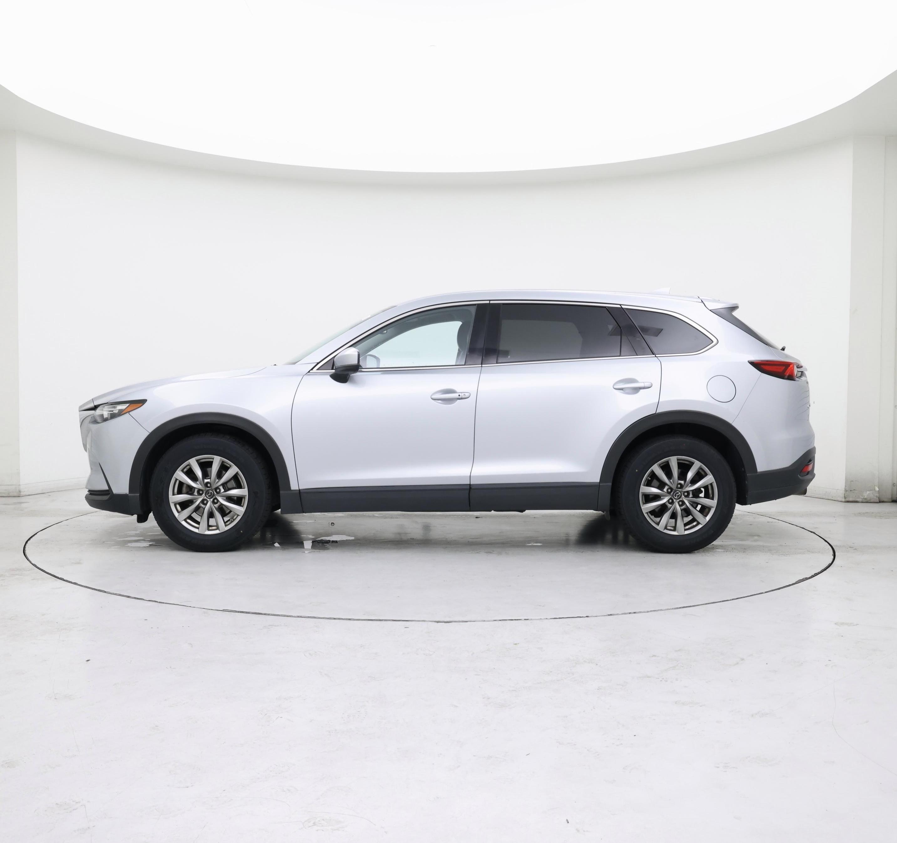 Thumbnail: 2018 Mazda CX-9 - 3