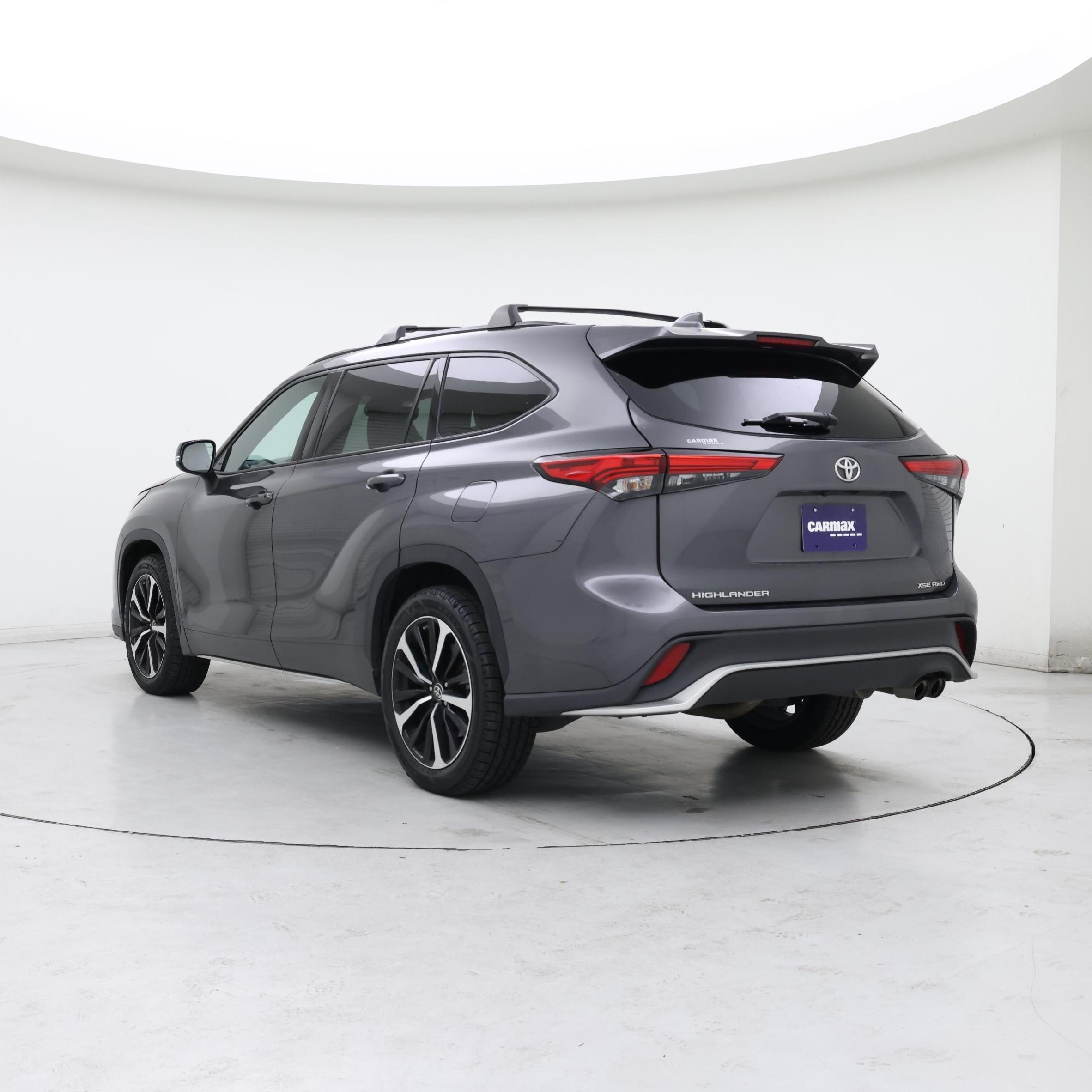Thumbnail: 2022 Toyota Highlander - 2