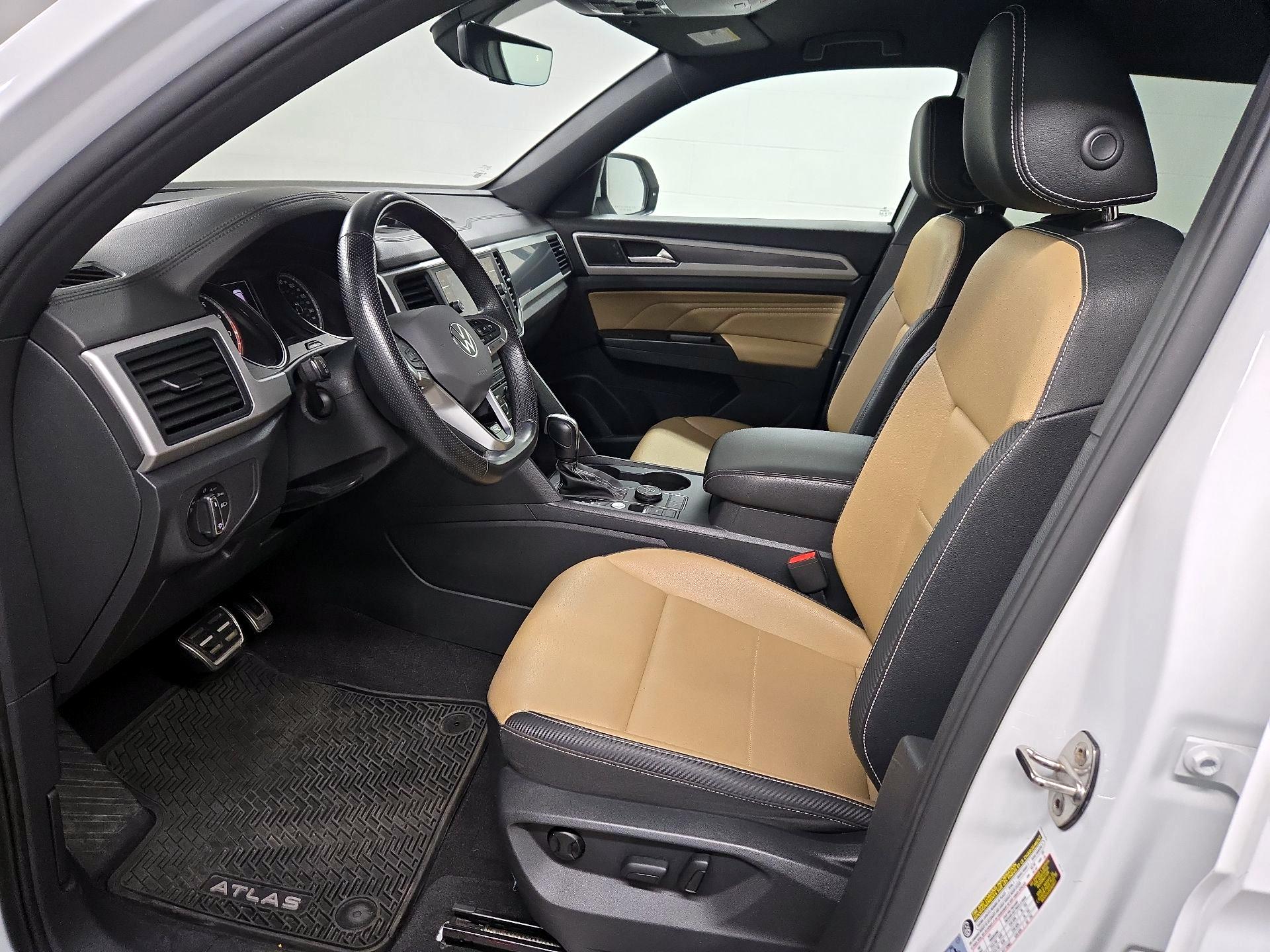 Thumbnail: 2021 Volkswagen Atlas - 11