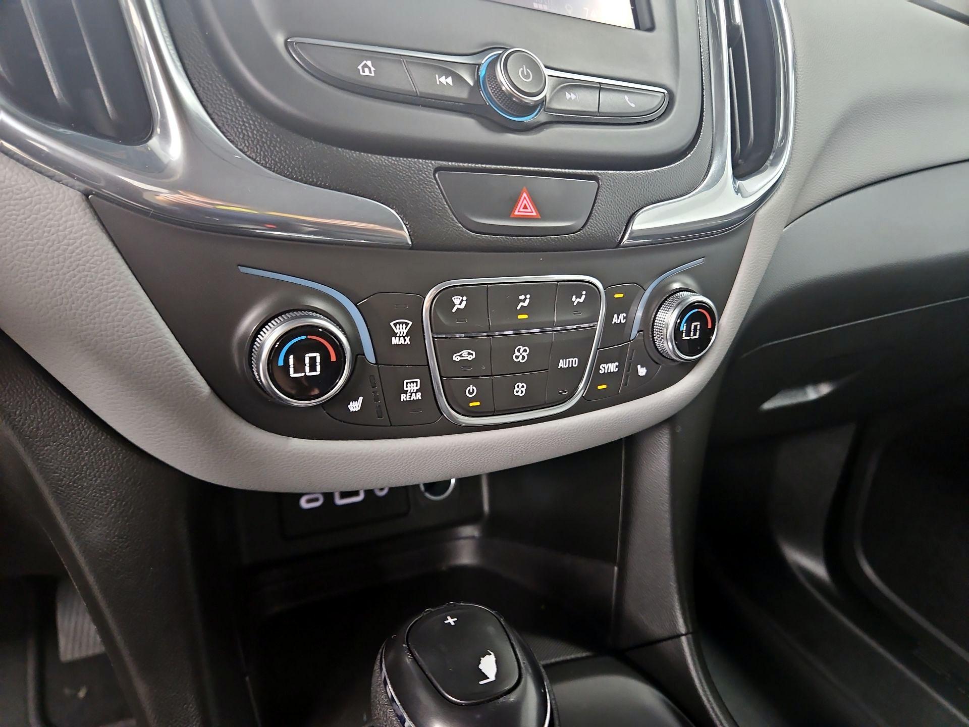 Thumbnail: 2020 Chevrolet Equinox - 16