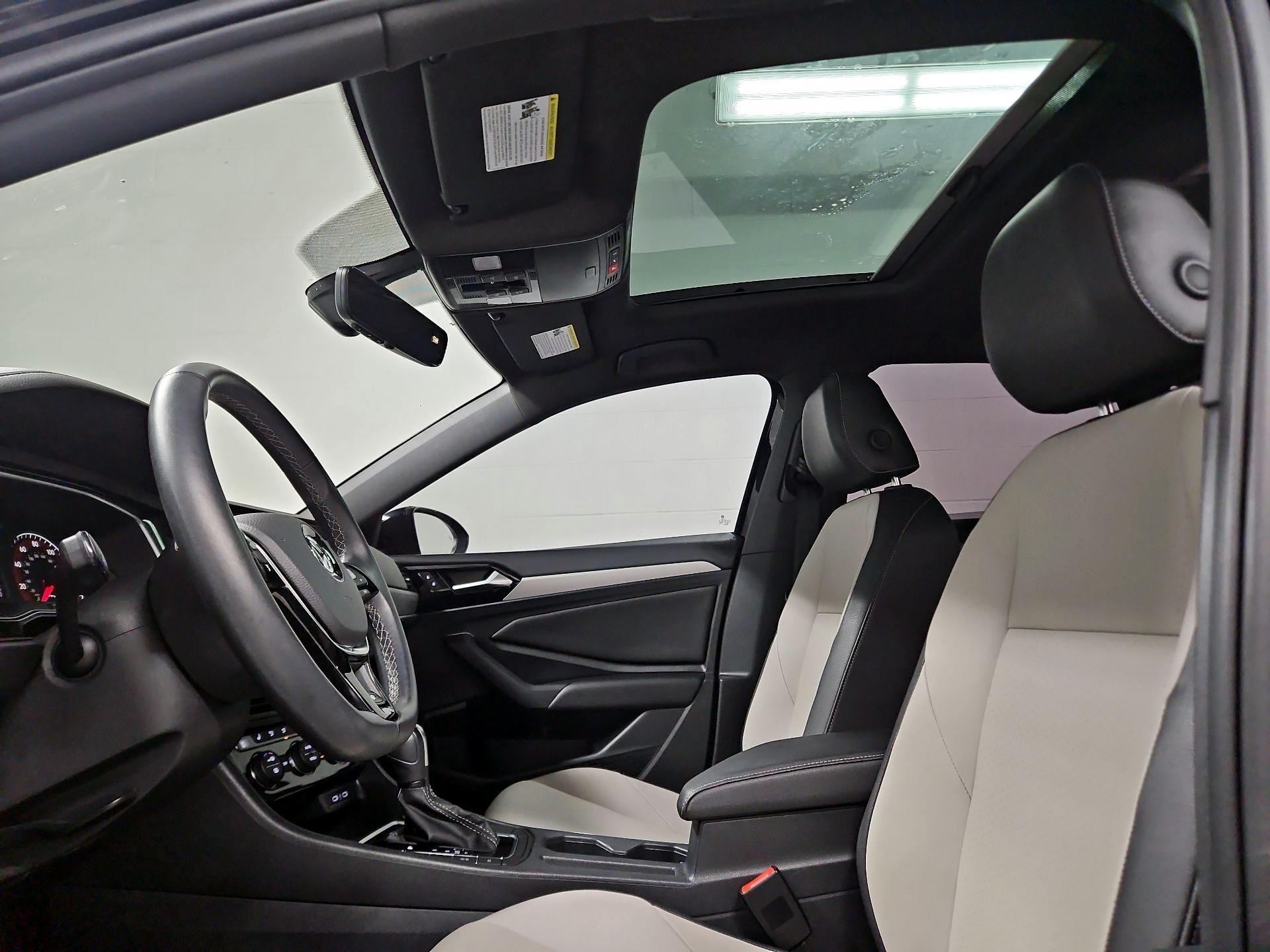 Thumbnail: 2021 Volkswagen Jetta - 19