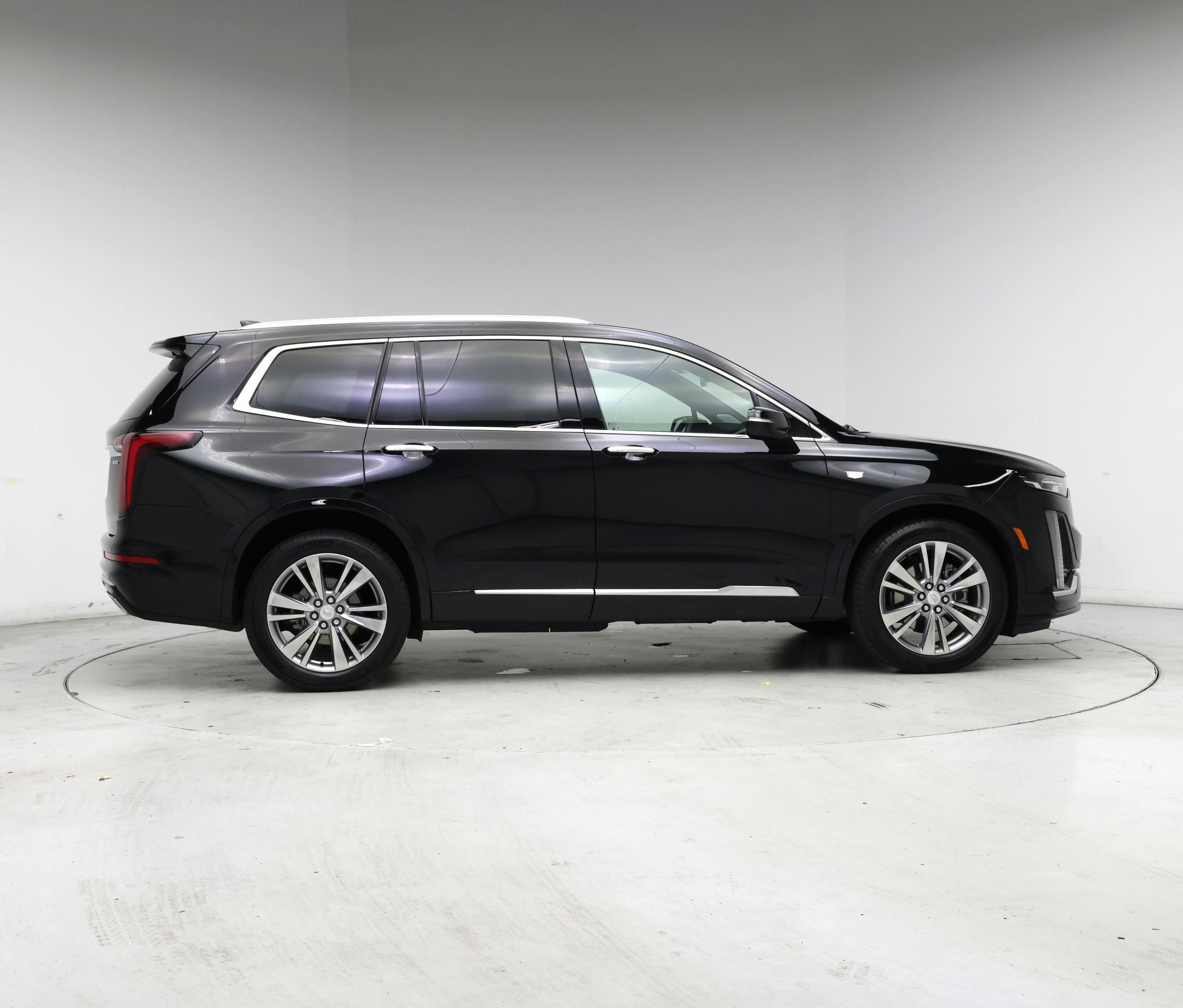 Thumbnail: 2023 Cadillac XT6 - 7