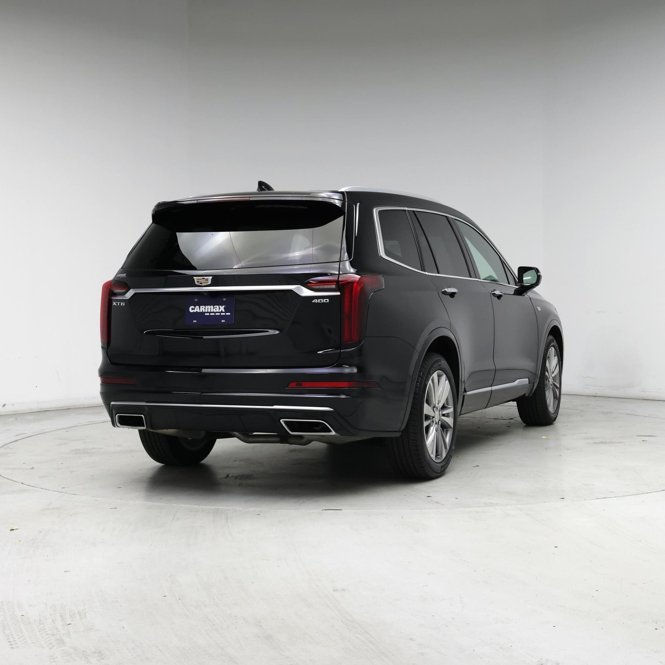 Thumbnail: 2023 Cadillac XT6 - 8