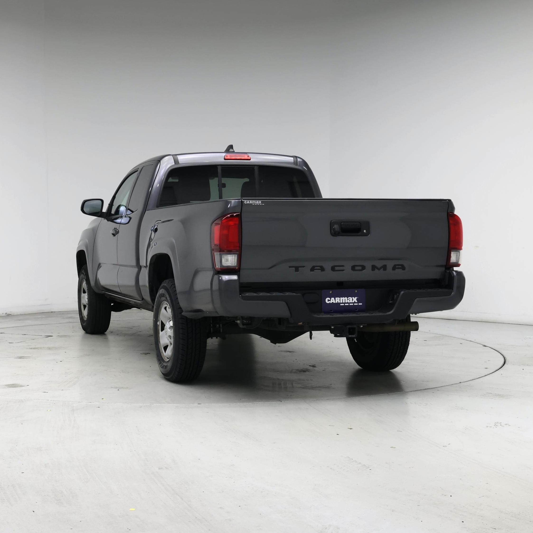 Thumbnail: 2022 Toyota Tacoma - 6