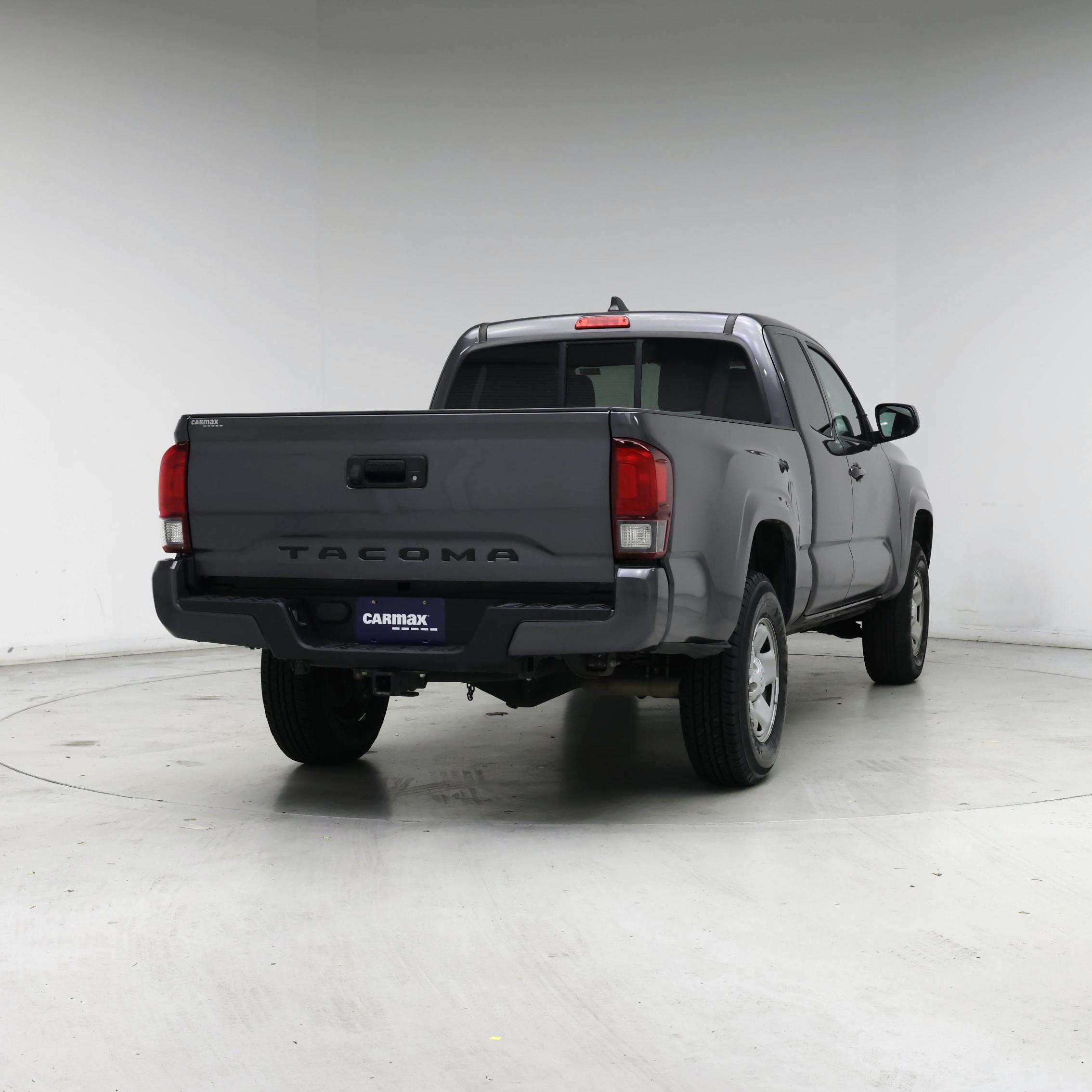 Thumbnail: 2022 Toyota Tacoma - 8