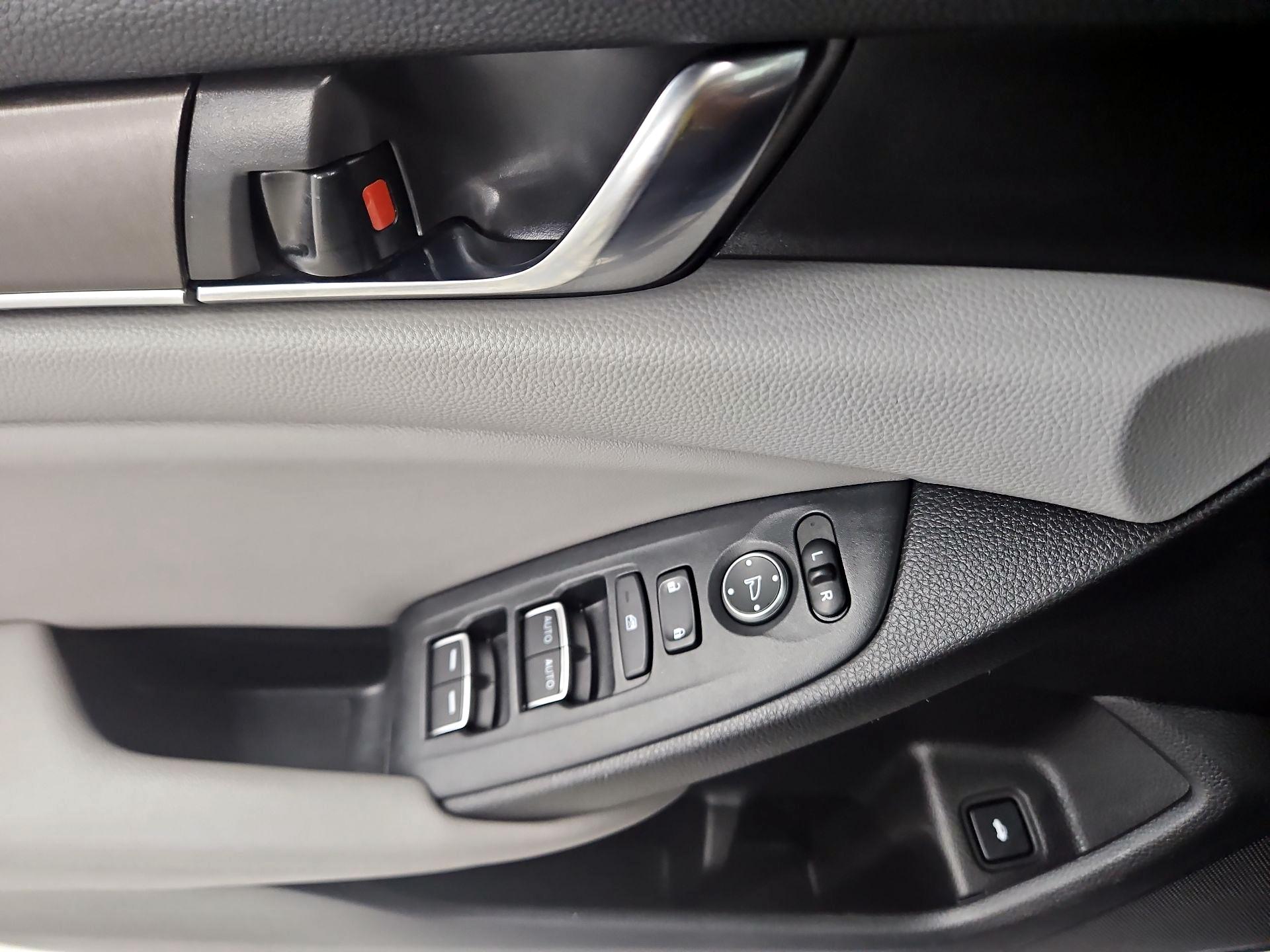 Thumbnail: 2020 Honda Accord - 12