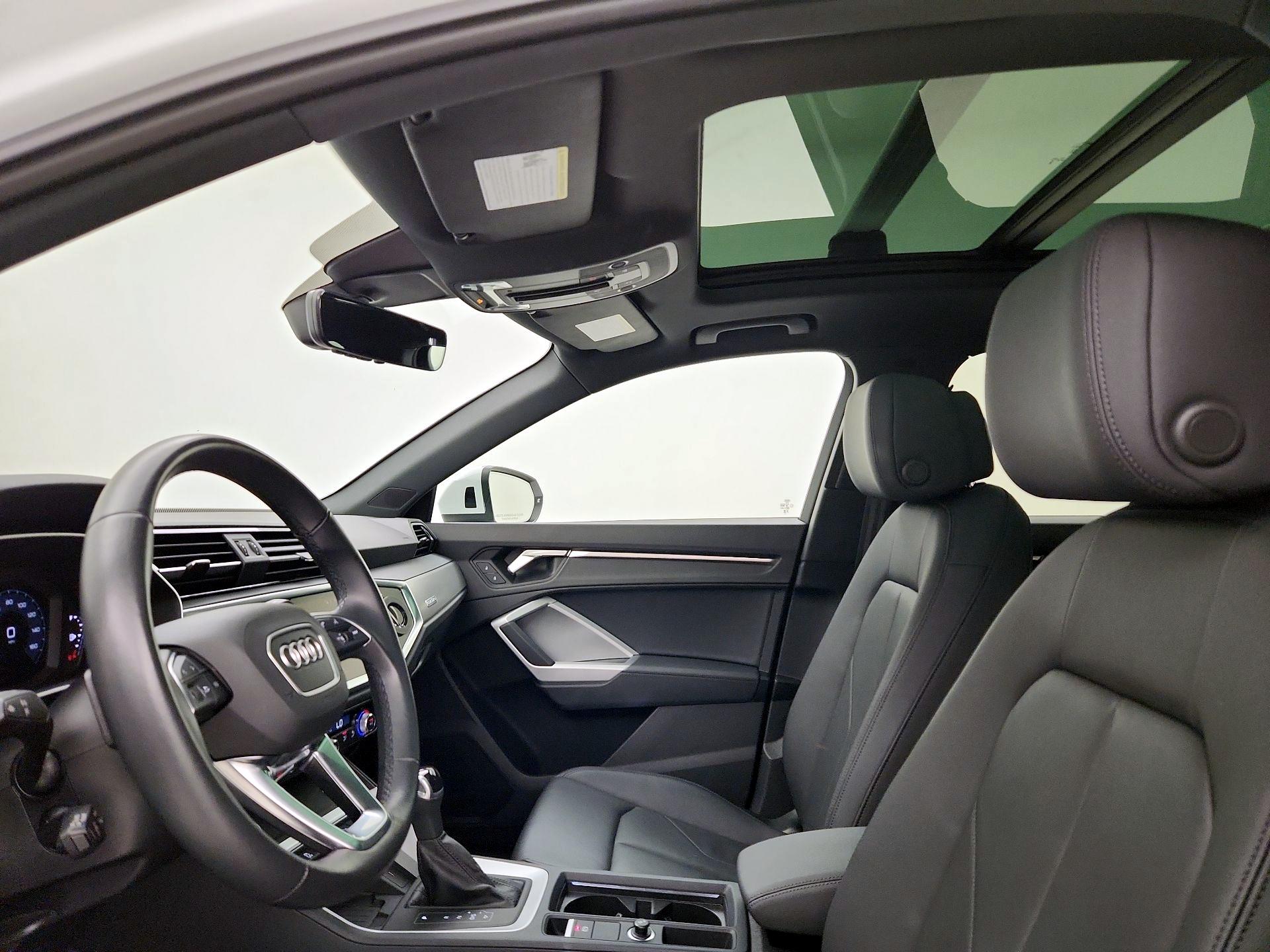 Thumbnail: 2024 Audi Q3 - 19