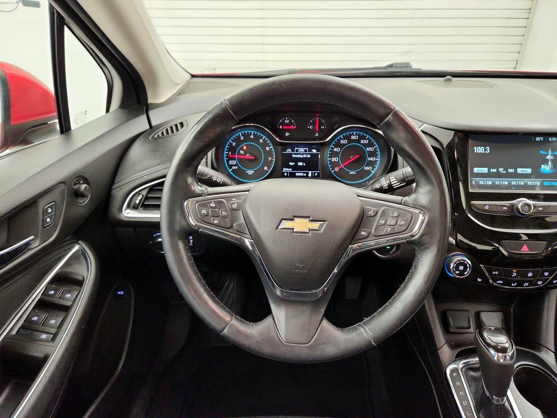 Thumbnail: 2018 Chevrolet Cruze - 10