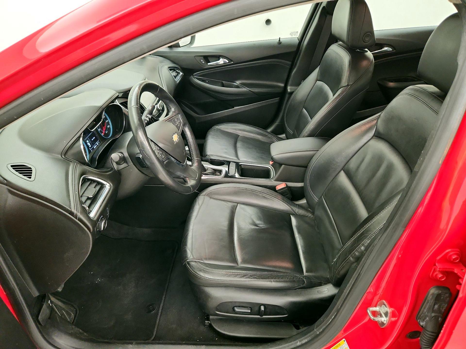 Thumbnail: 2018 Chevrolet Cruze - 11