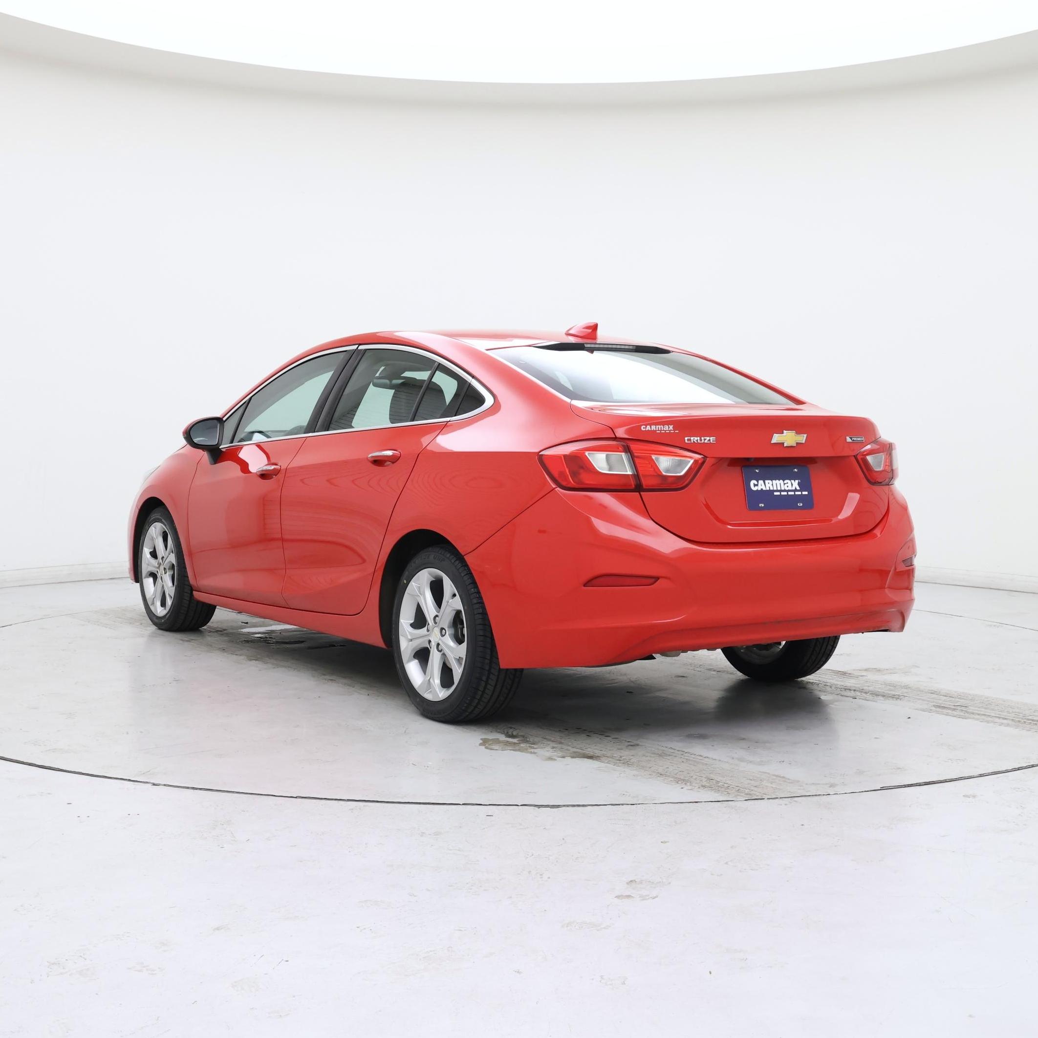 Thumbnail: 2018 Chevrolet Cruze - 2