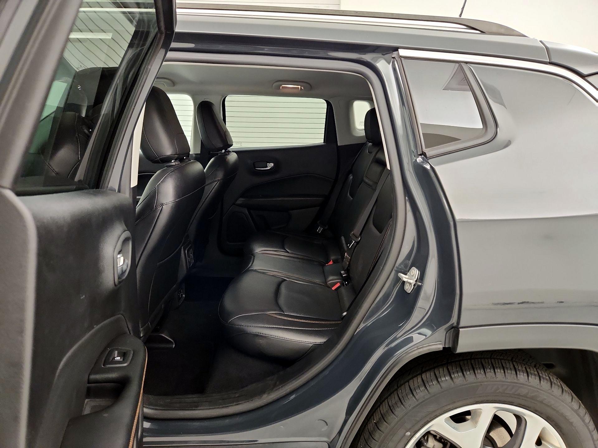 Thumbnail: 2018 Jeep Compass - 20