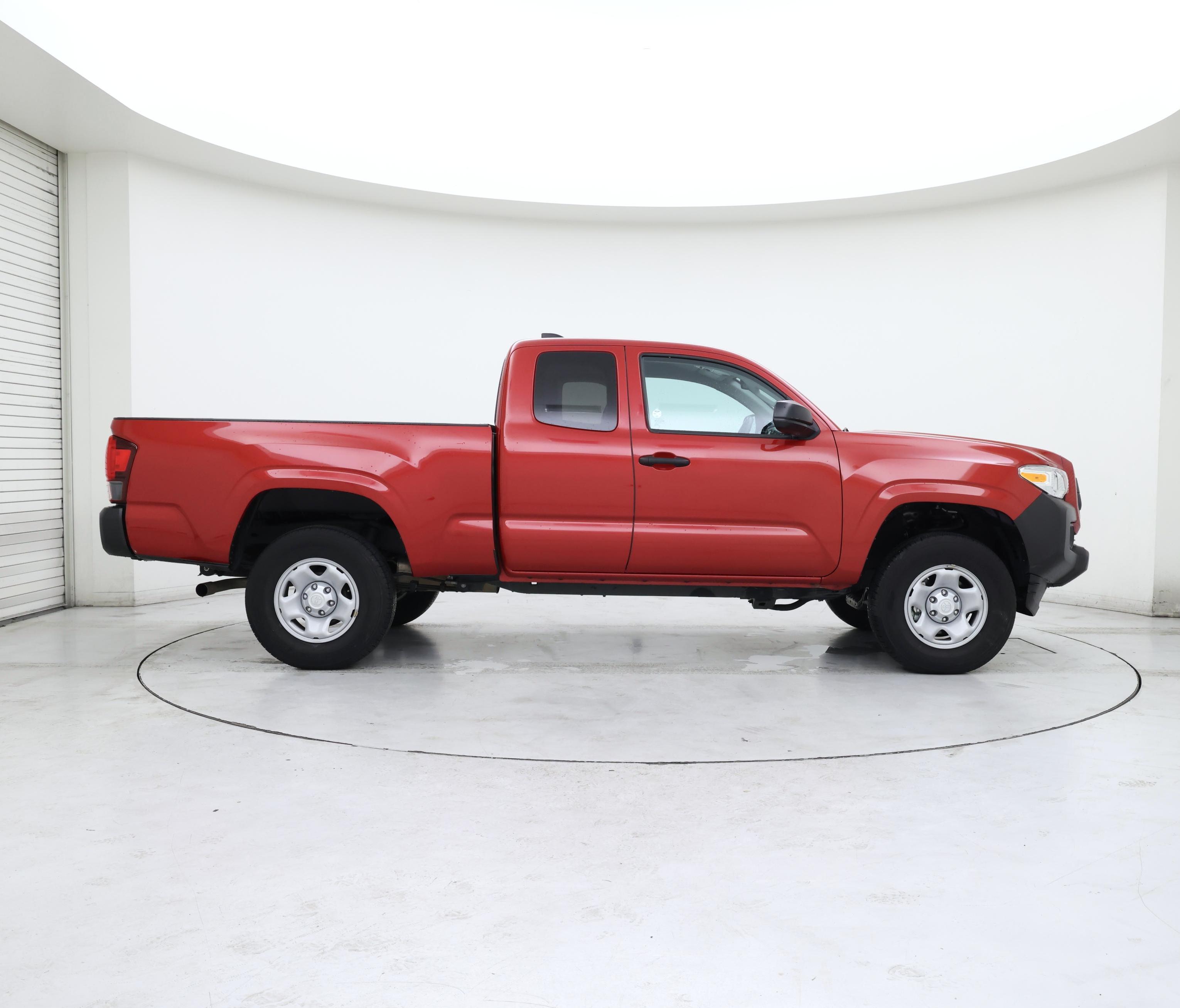 Thumbnail: 2020 Toyota Tacoma - 7