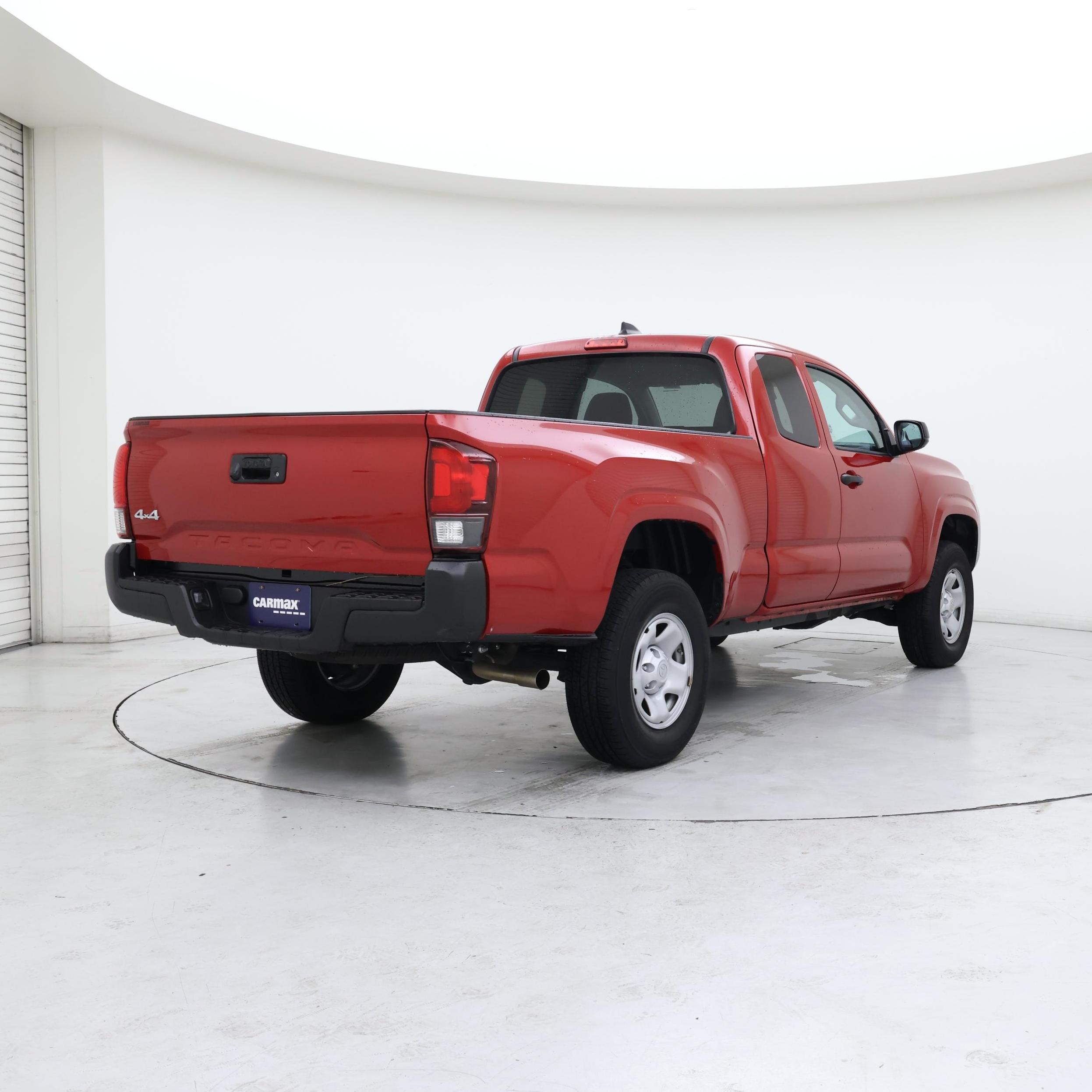 Thumbnail: 2020 Toyota Tacoma - 8