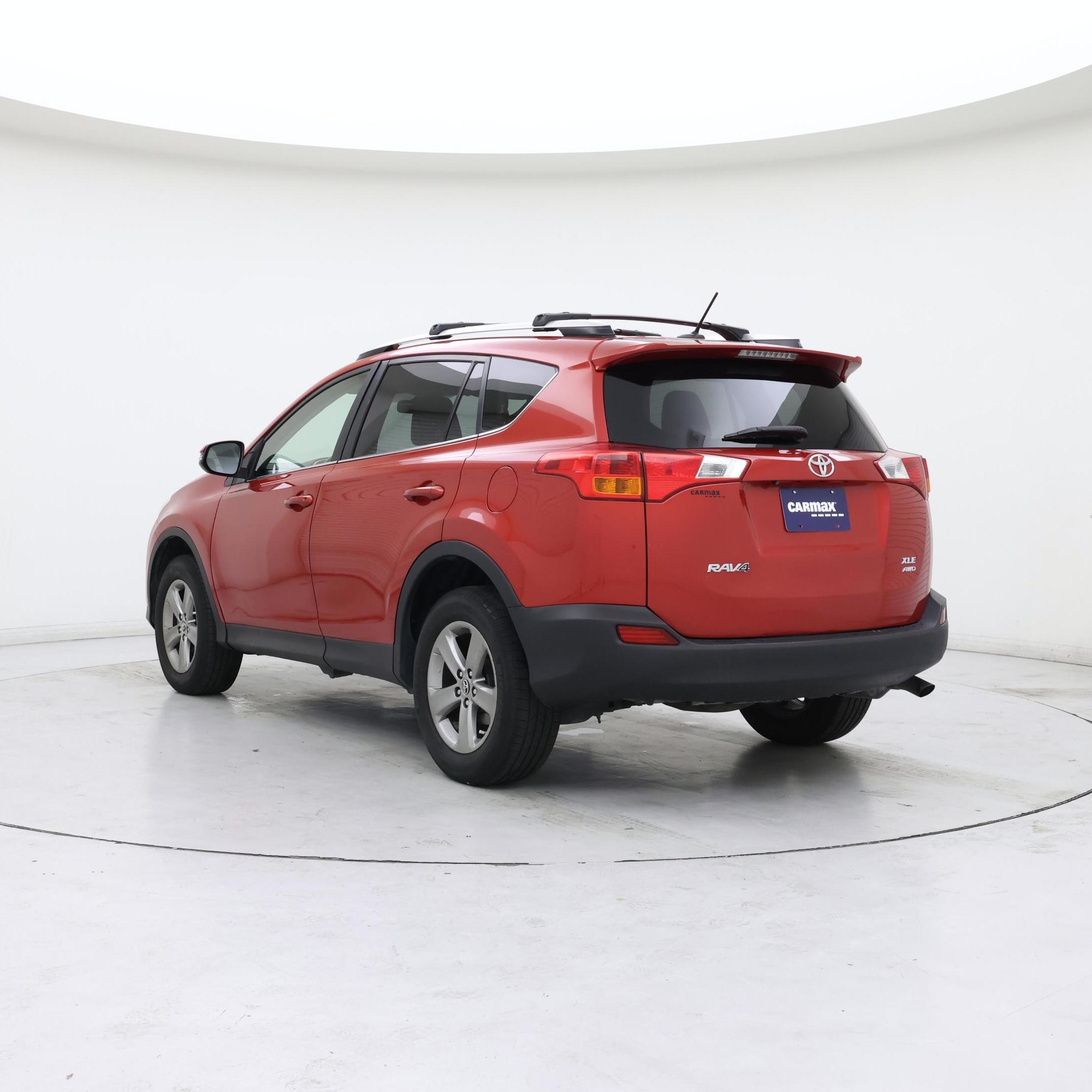Thumbnail: 2015 Toyota RAV4 - 2