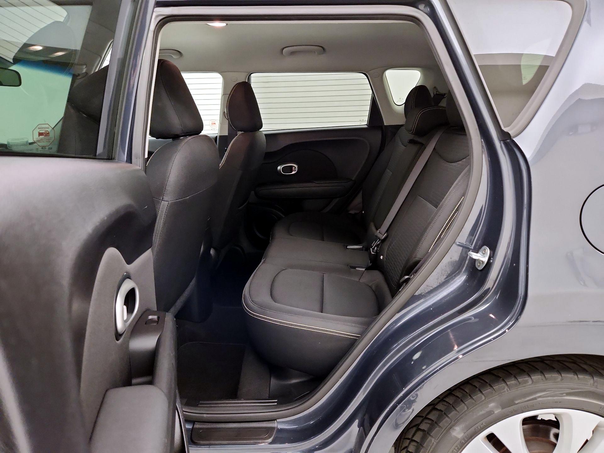Thumbnail: 2016 Kia Soul - 19