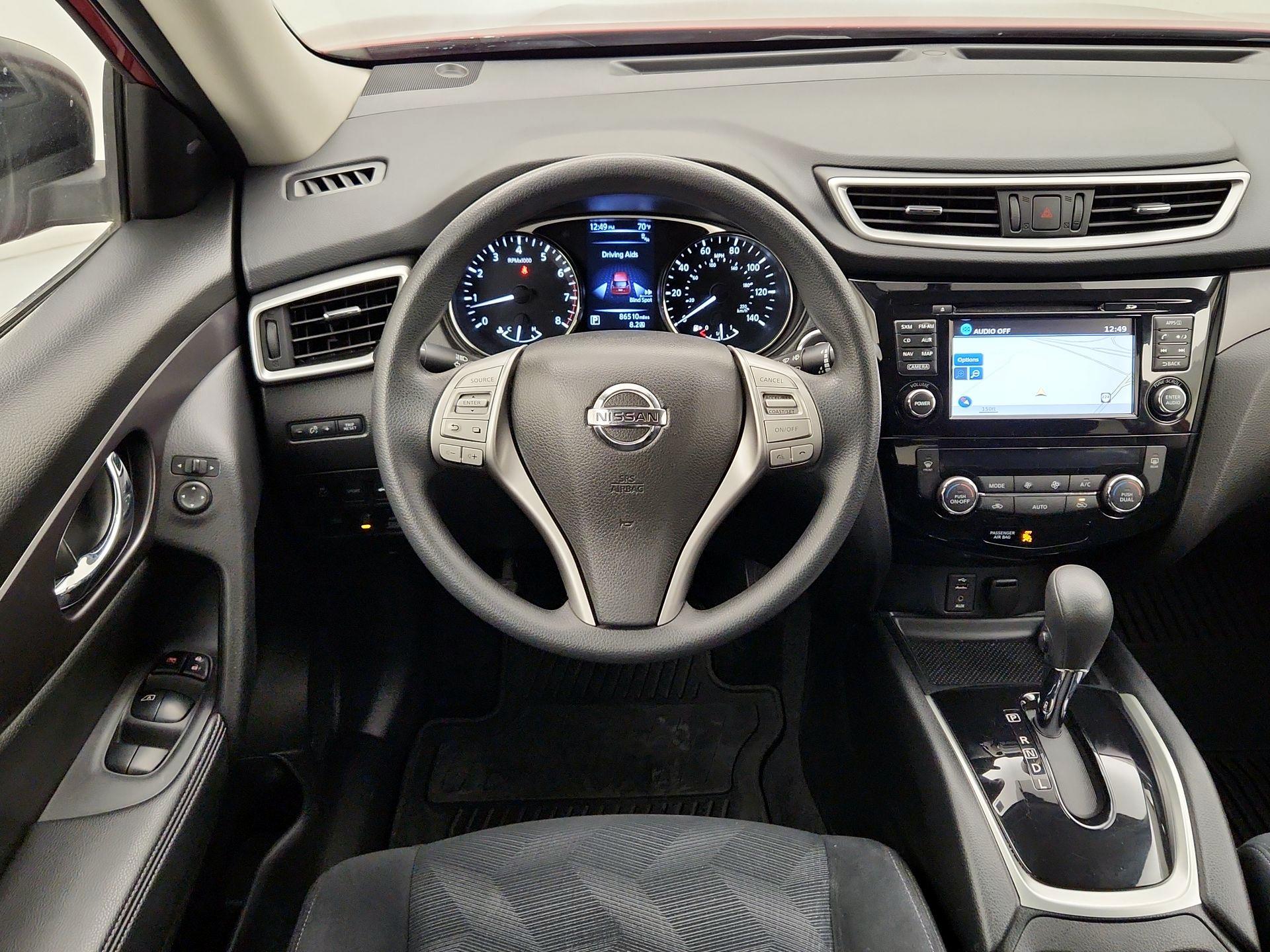 Thumbnail: 2016 Nissan Rogue - 10