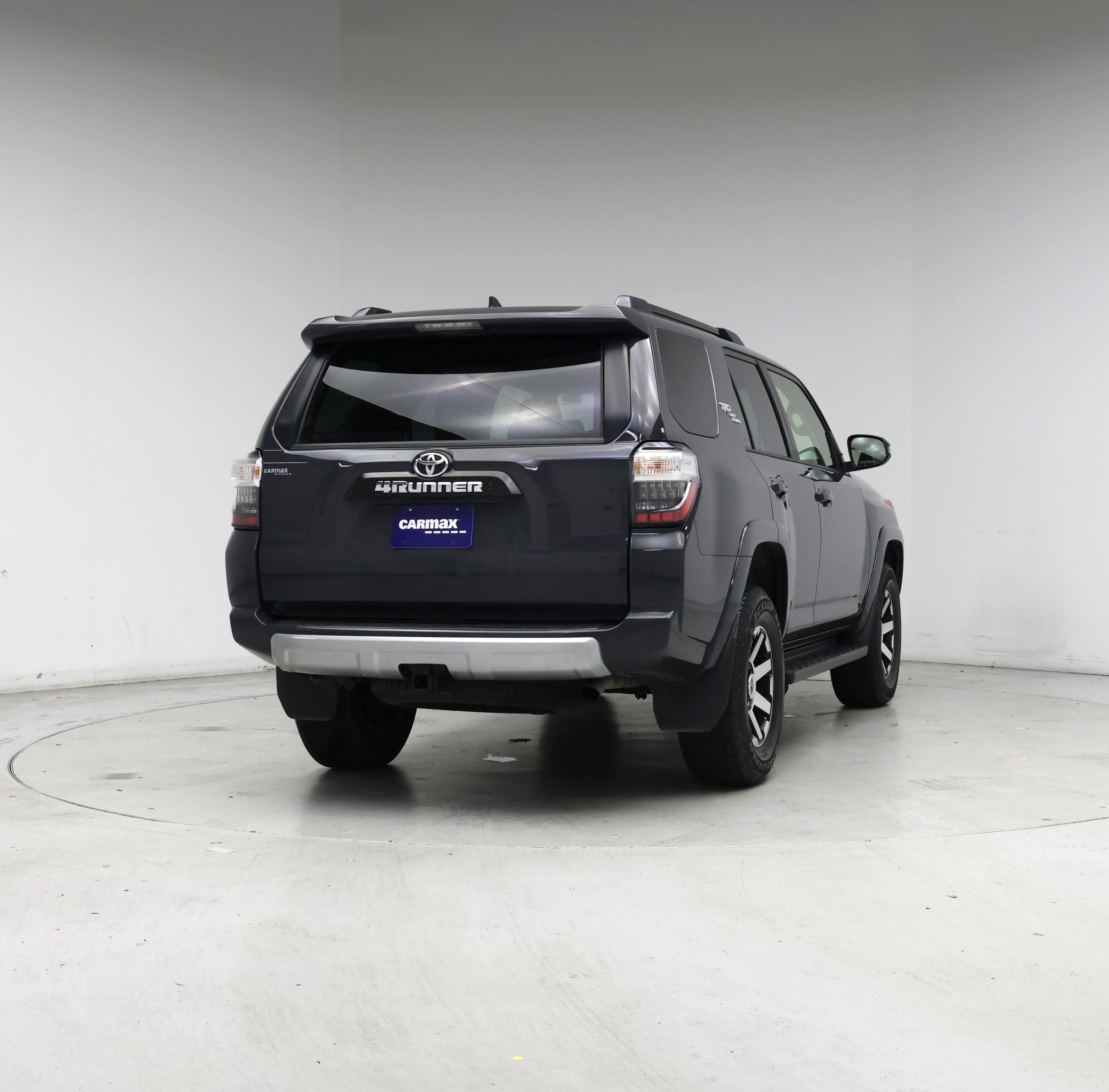 Thumbnail: 2024 Toyota 4Runner - 8