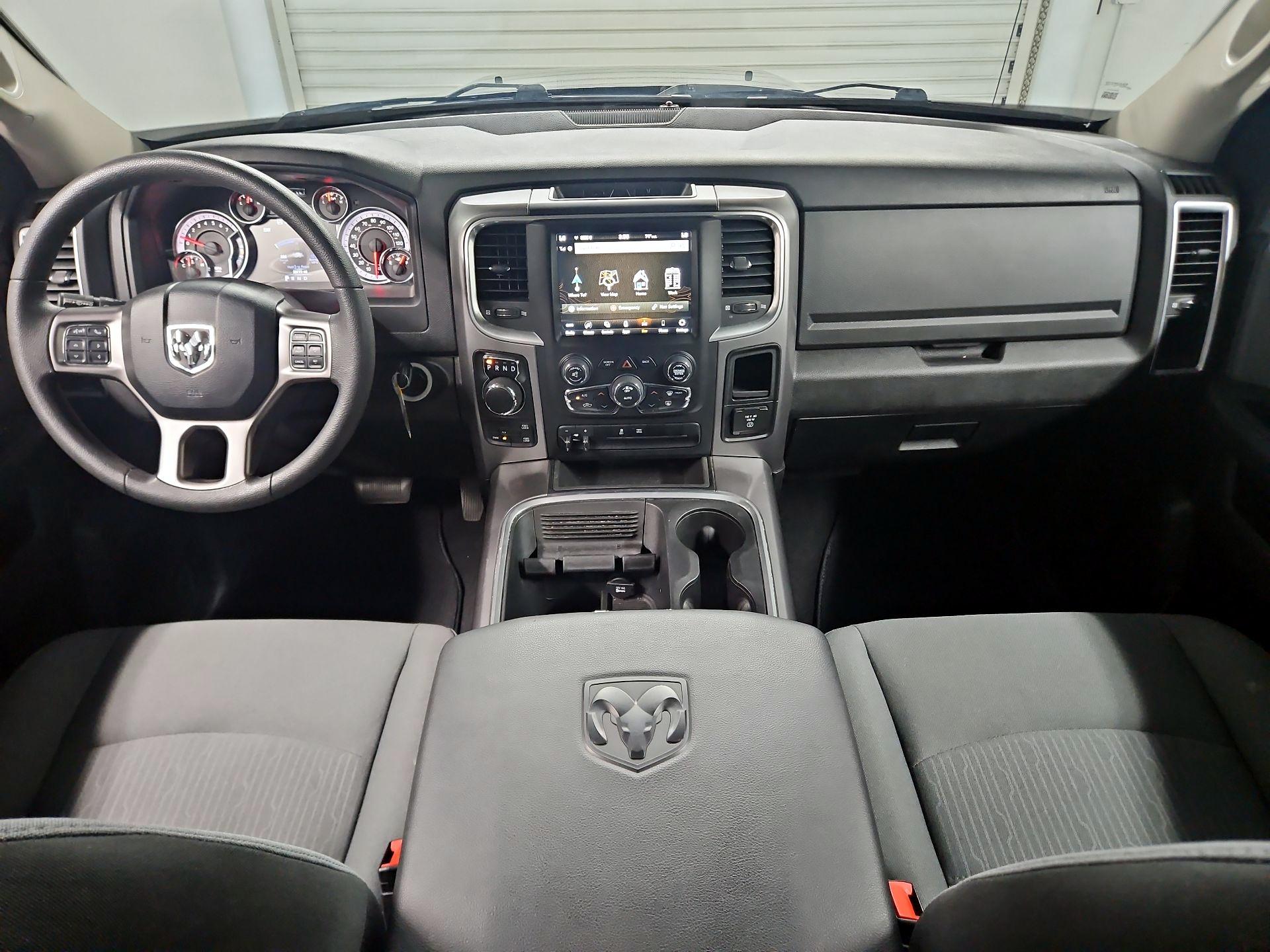 Thumbnail: 2023 RAM 1500 Classic - 9