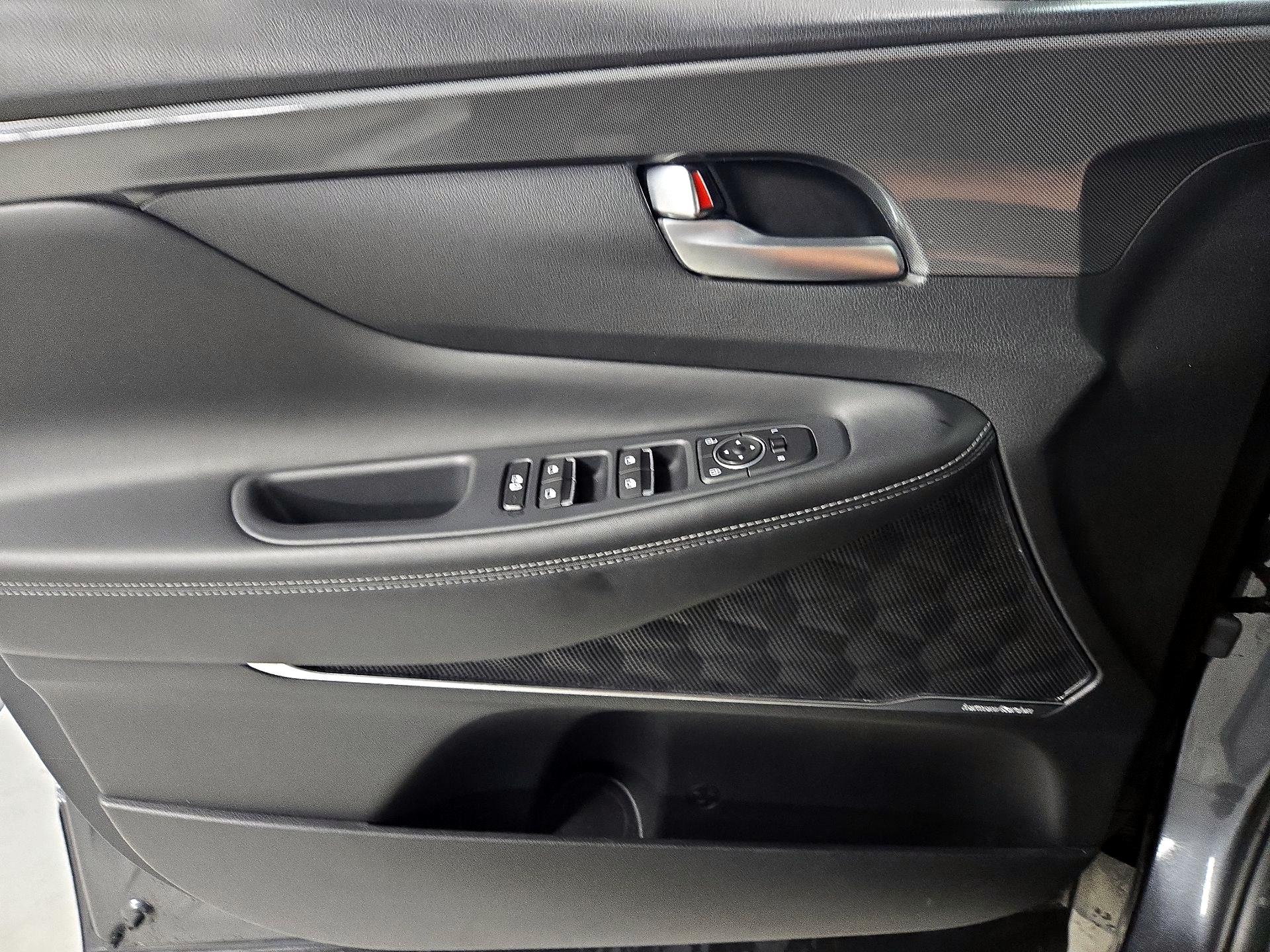 Thumbnail: 2023 Hyundai Santa Fe - 12