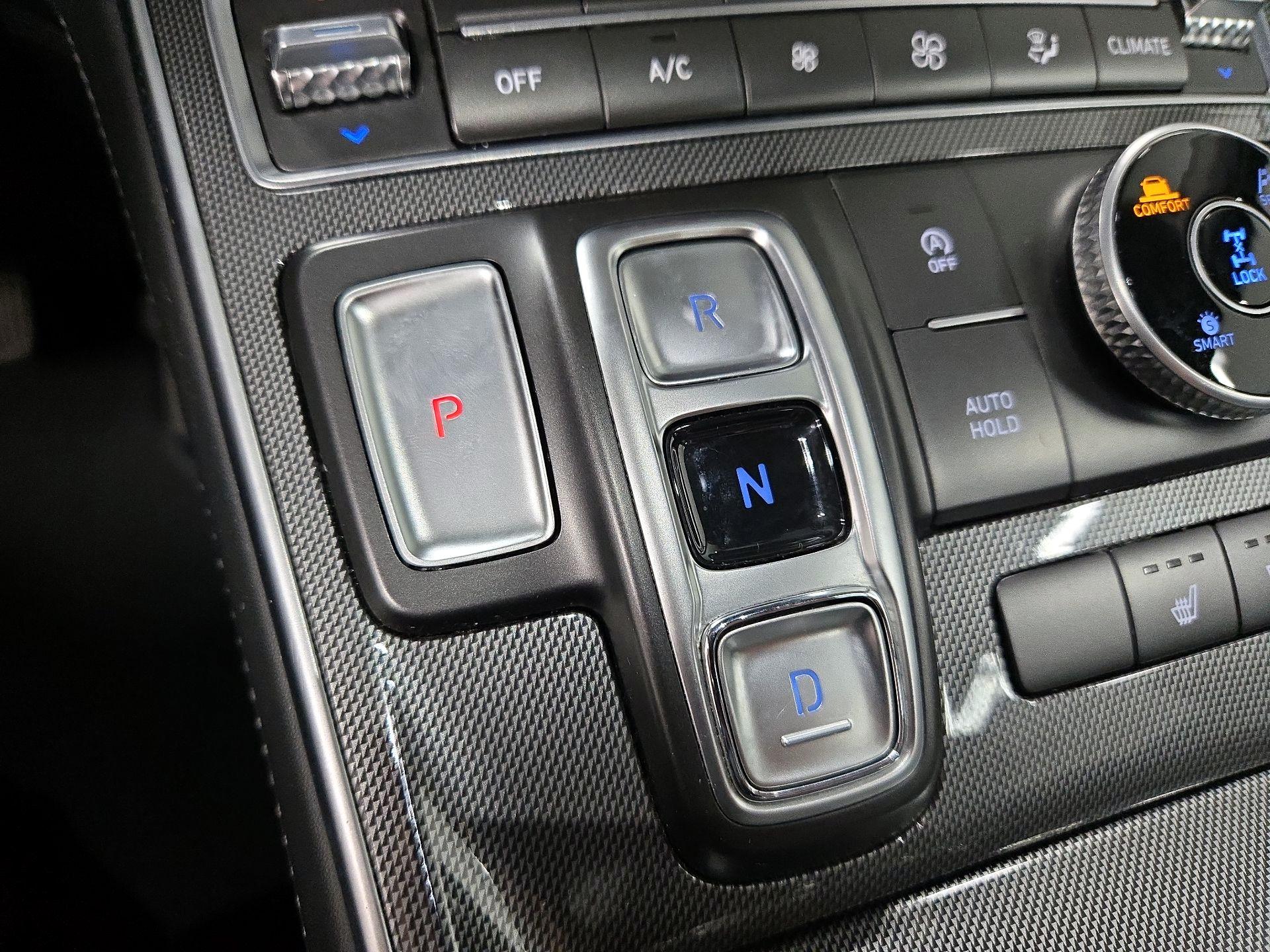 Thumbnail: 2023 Hyundai Santa Fe - 18