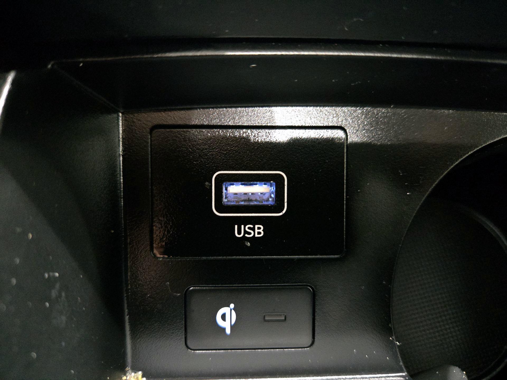 Thumbnail: 2023 Hyundai Santa Fe - 19