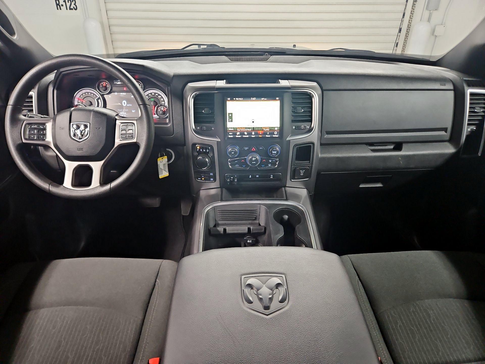Thumbnail: 2023 RAM 1500 Classic - 9