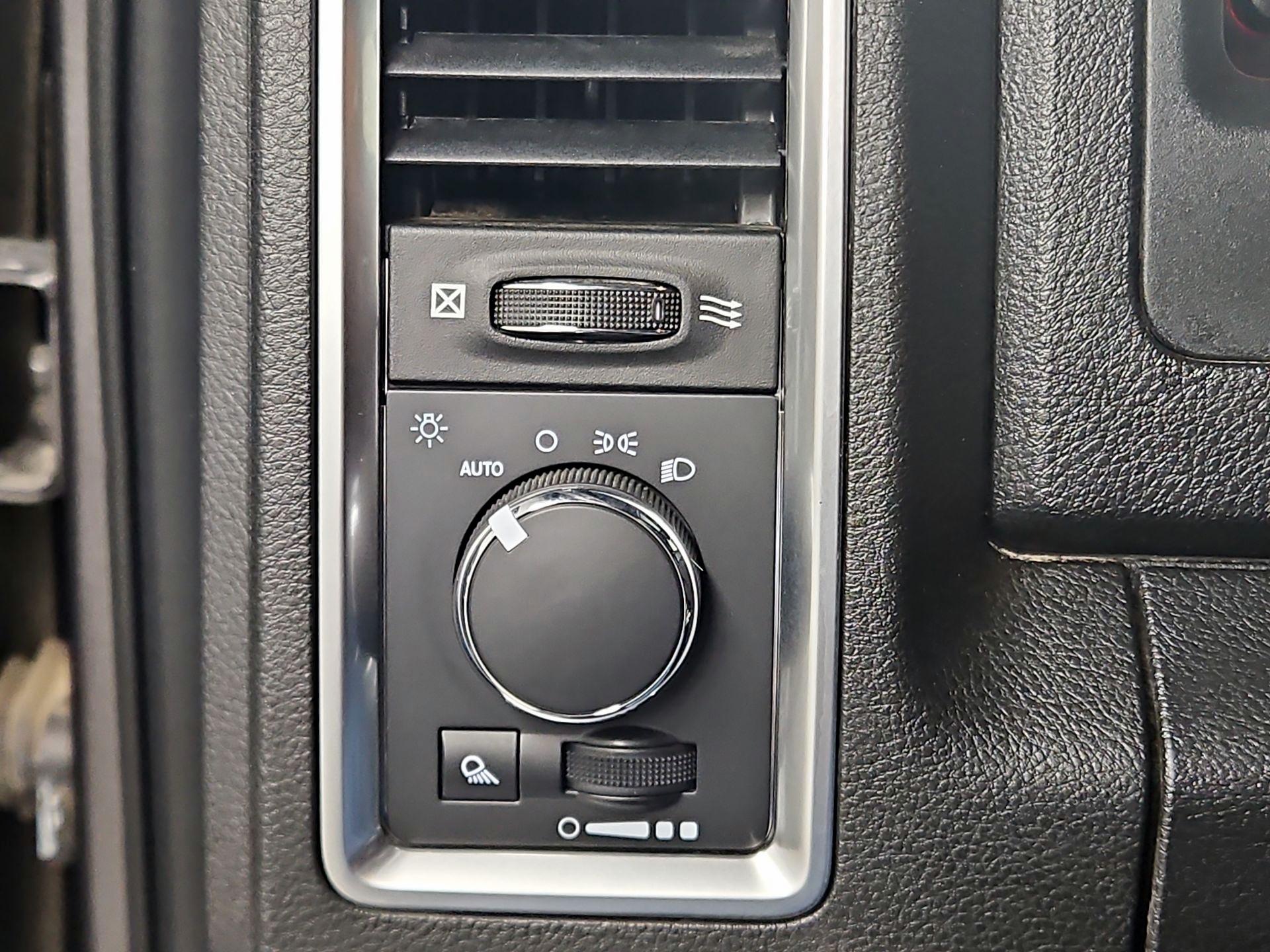 Thumbnail: 2023 RAM 1500 Classic - 13