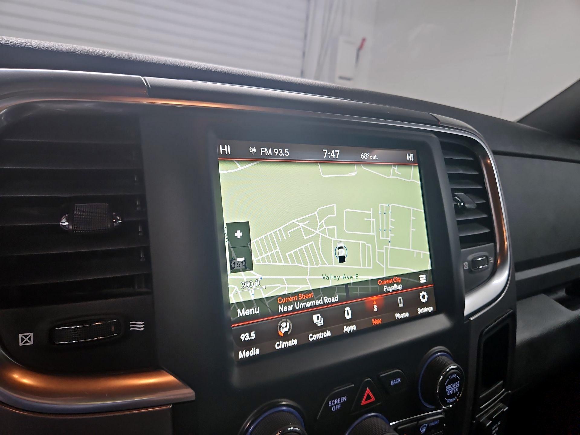 Thumbnail: 2023 RAM 1500 Classic - 14