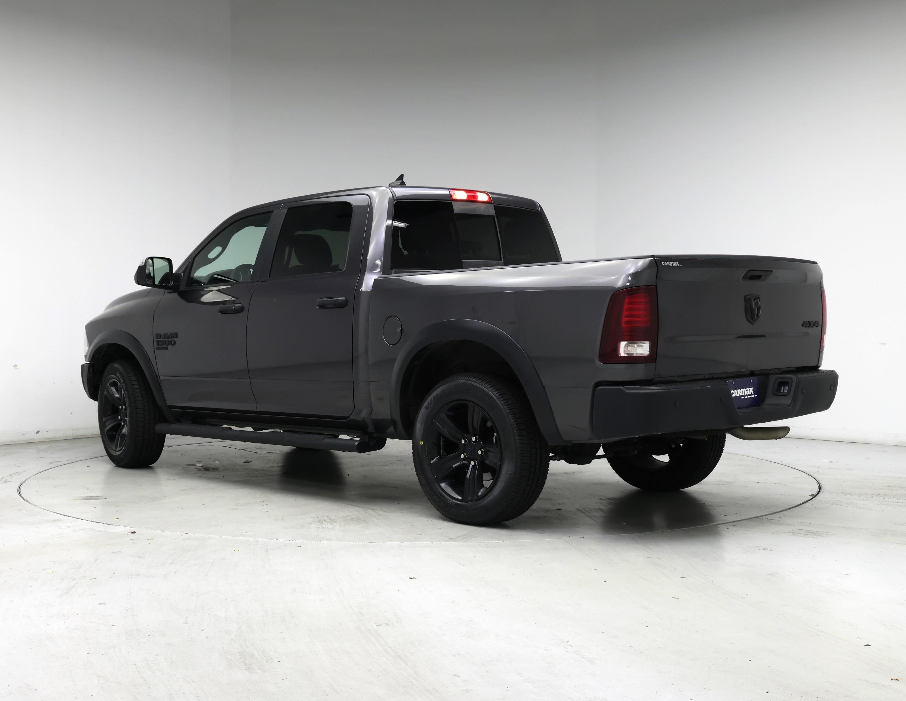 Thumbnail: 2023 RAM 1500 Classic - 2