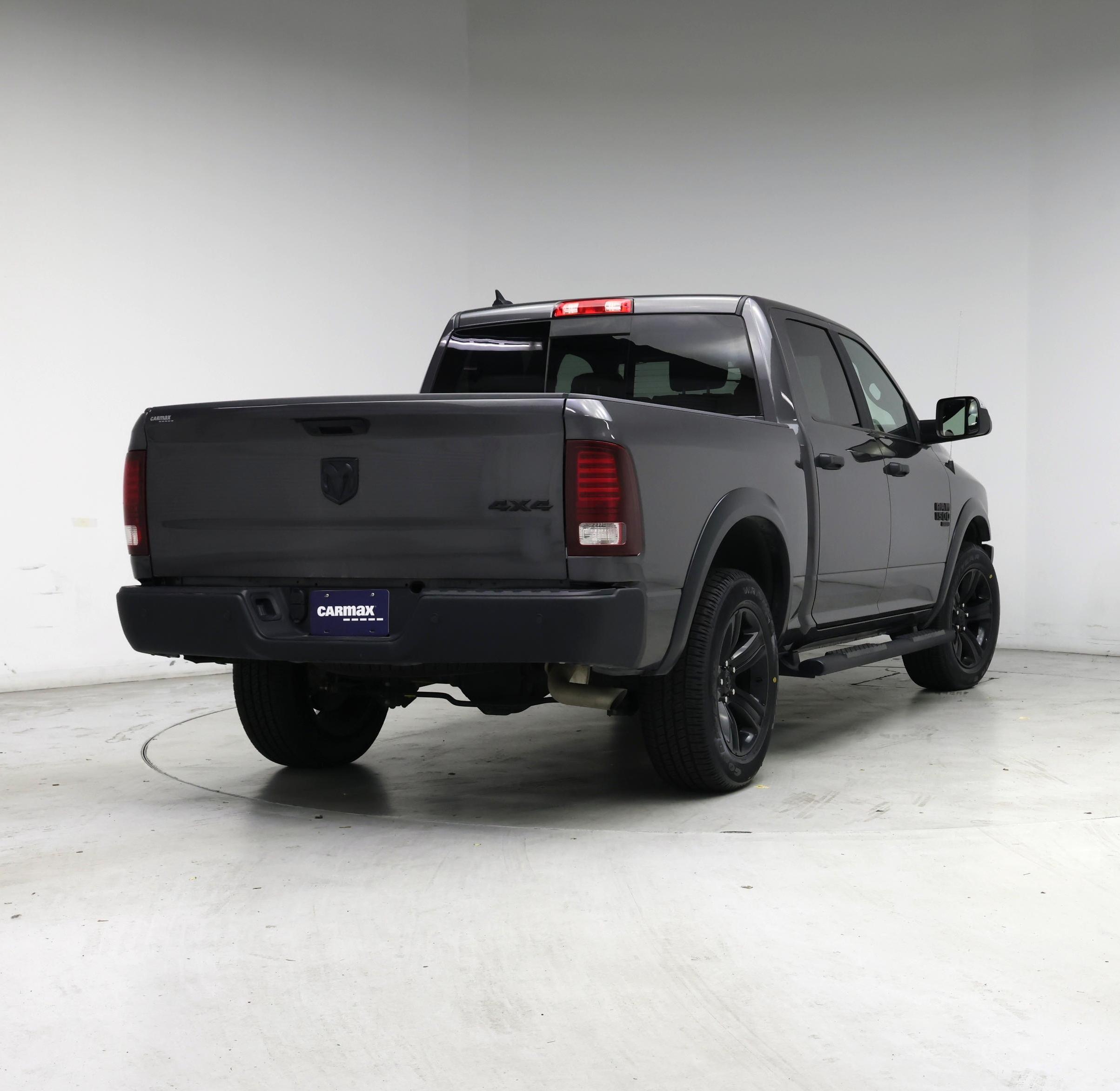Thumbnail: 2023 RAM 1500 Classic - 8