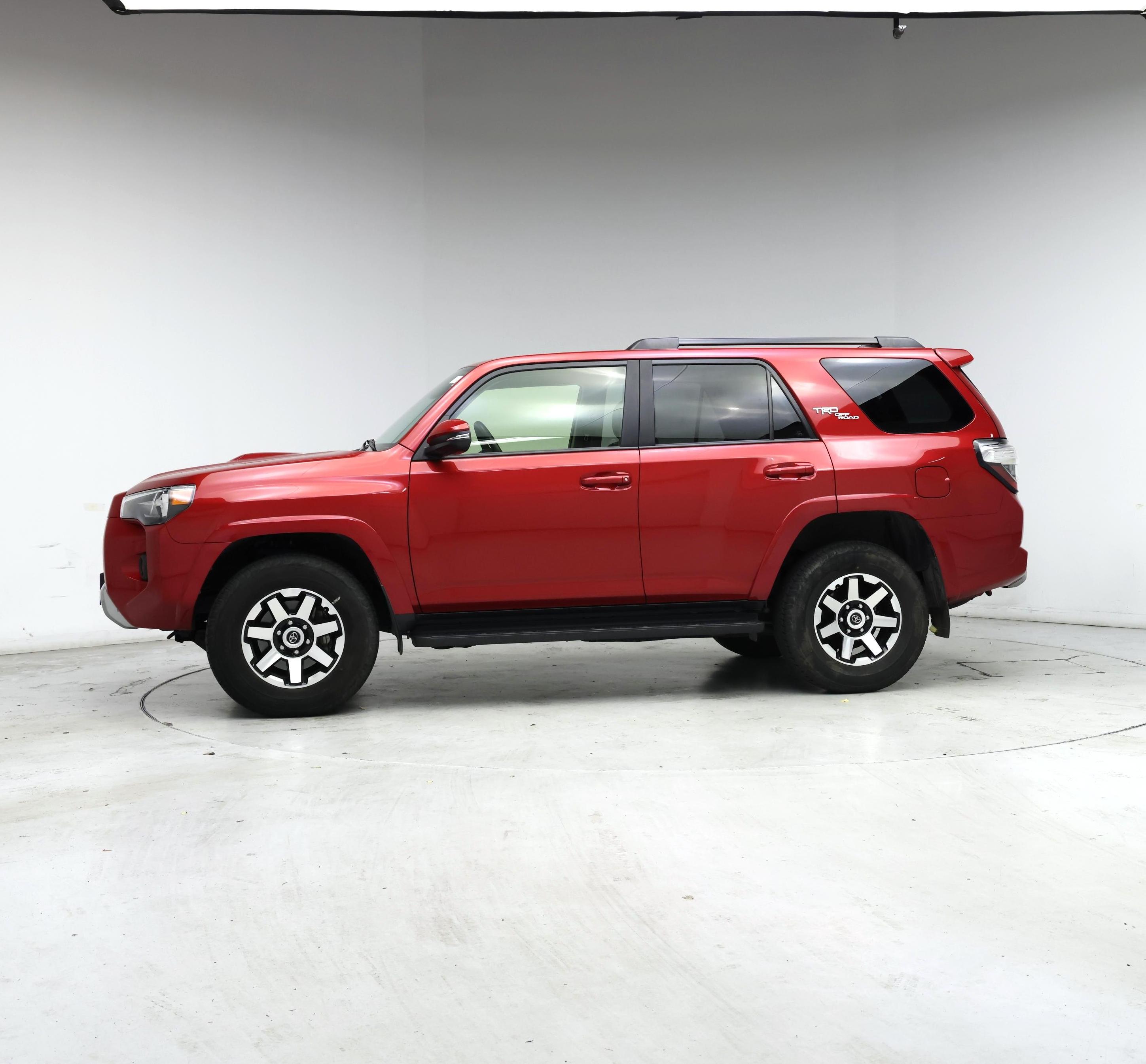 Thumbnail: 2024 Toyota 4Runner - 3