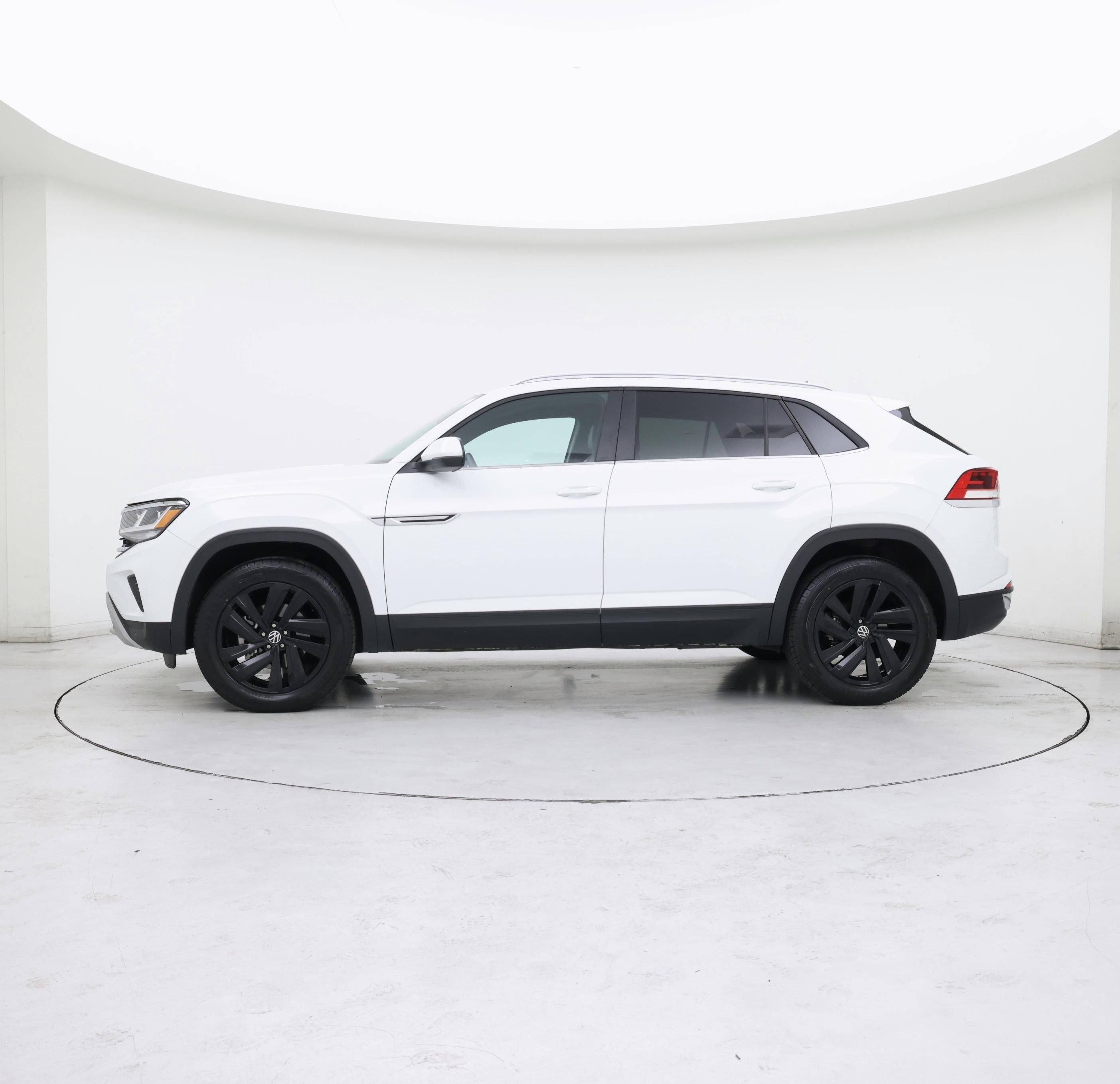 Thumbnail: 2022 Volkswagen Atlas - 3