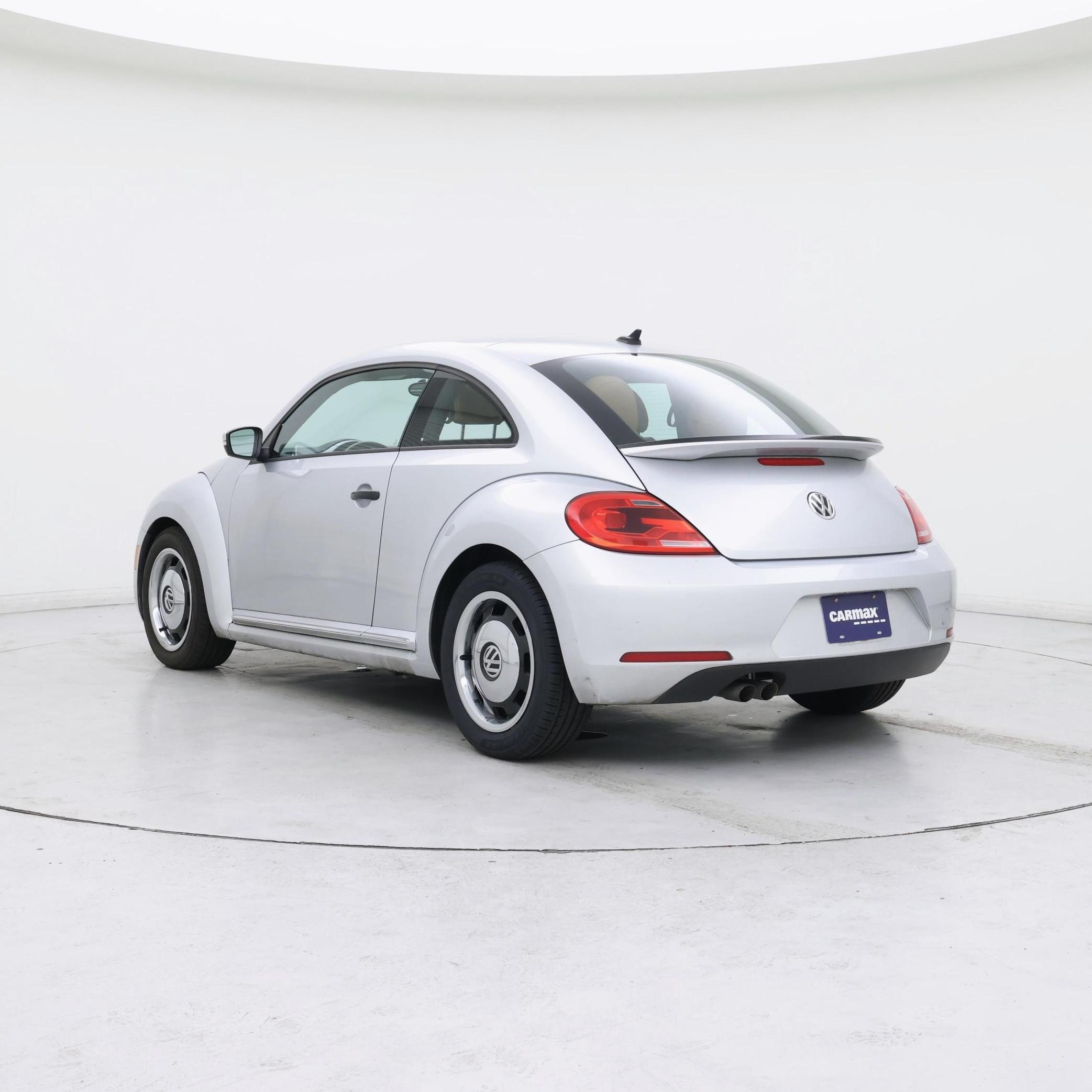Thumbnail: 2015 Volkswagen Beetle - 2