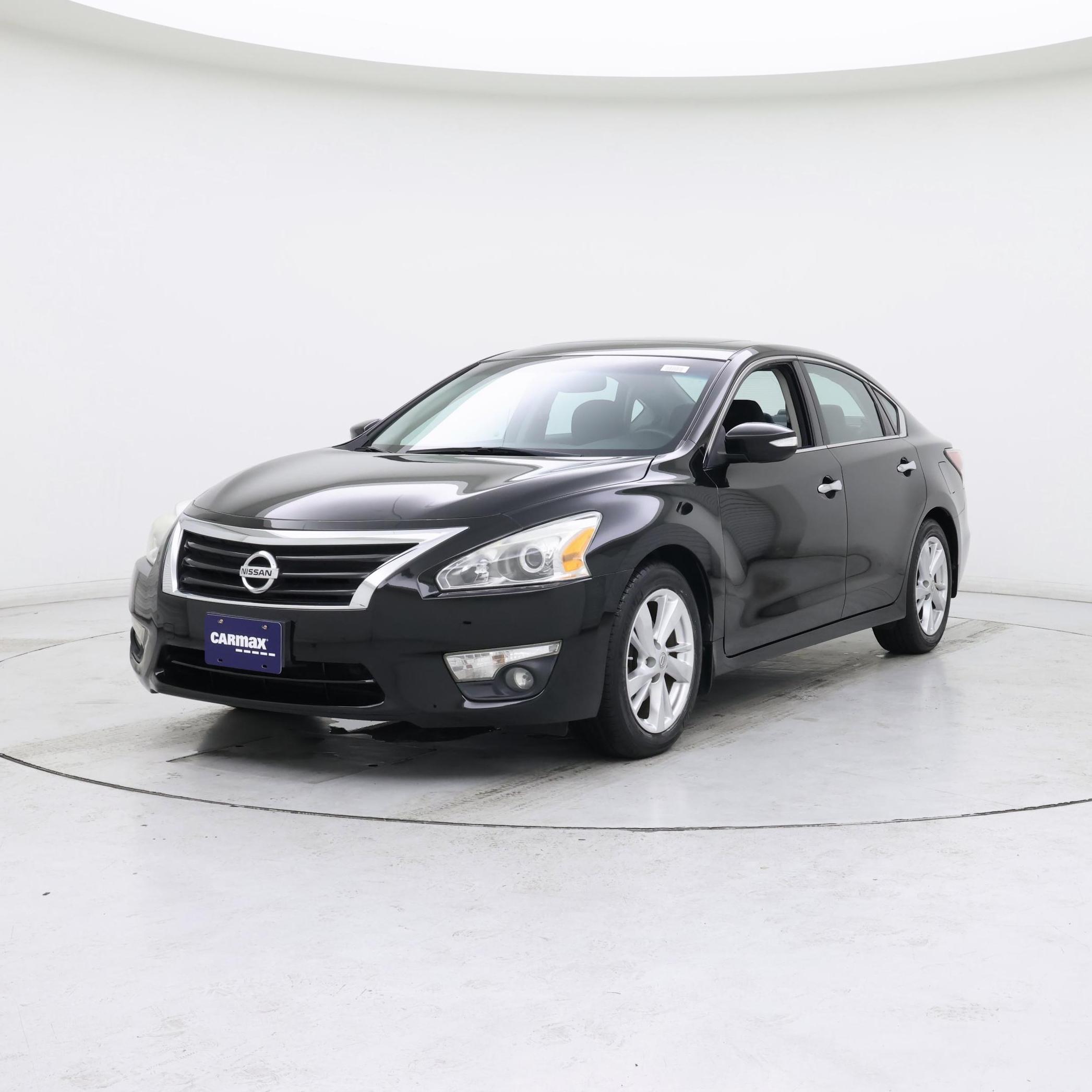 Thumbnail: 2015 Nissan Altima - 4