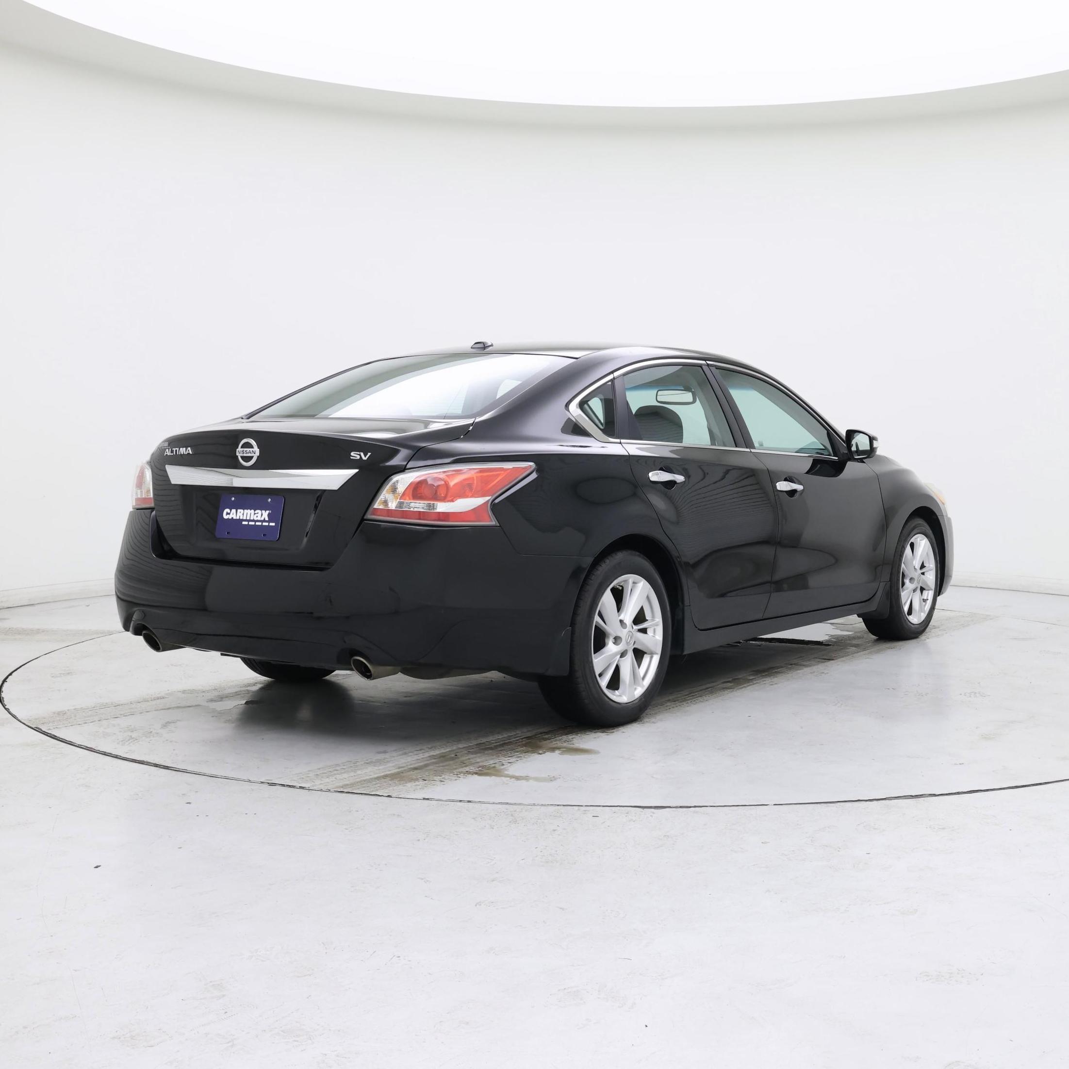Thumbnail: 2015 Nissan Altima - 8
