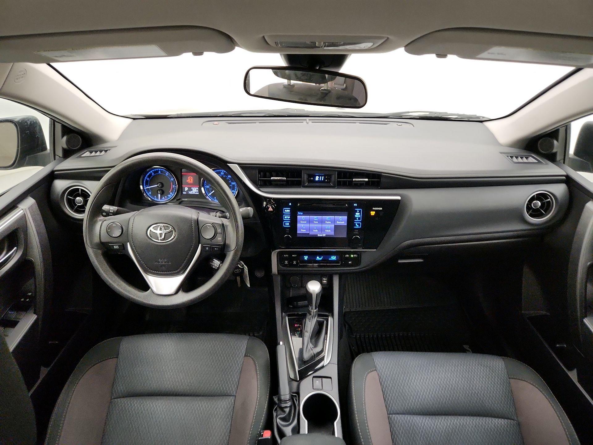 Thumbnail: 2017 Toyota Corolla - 9
