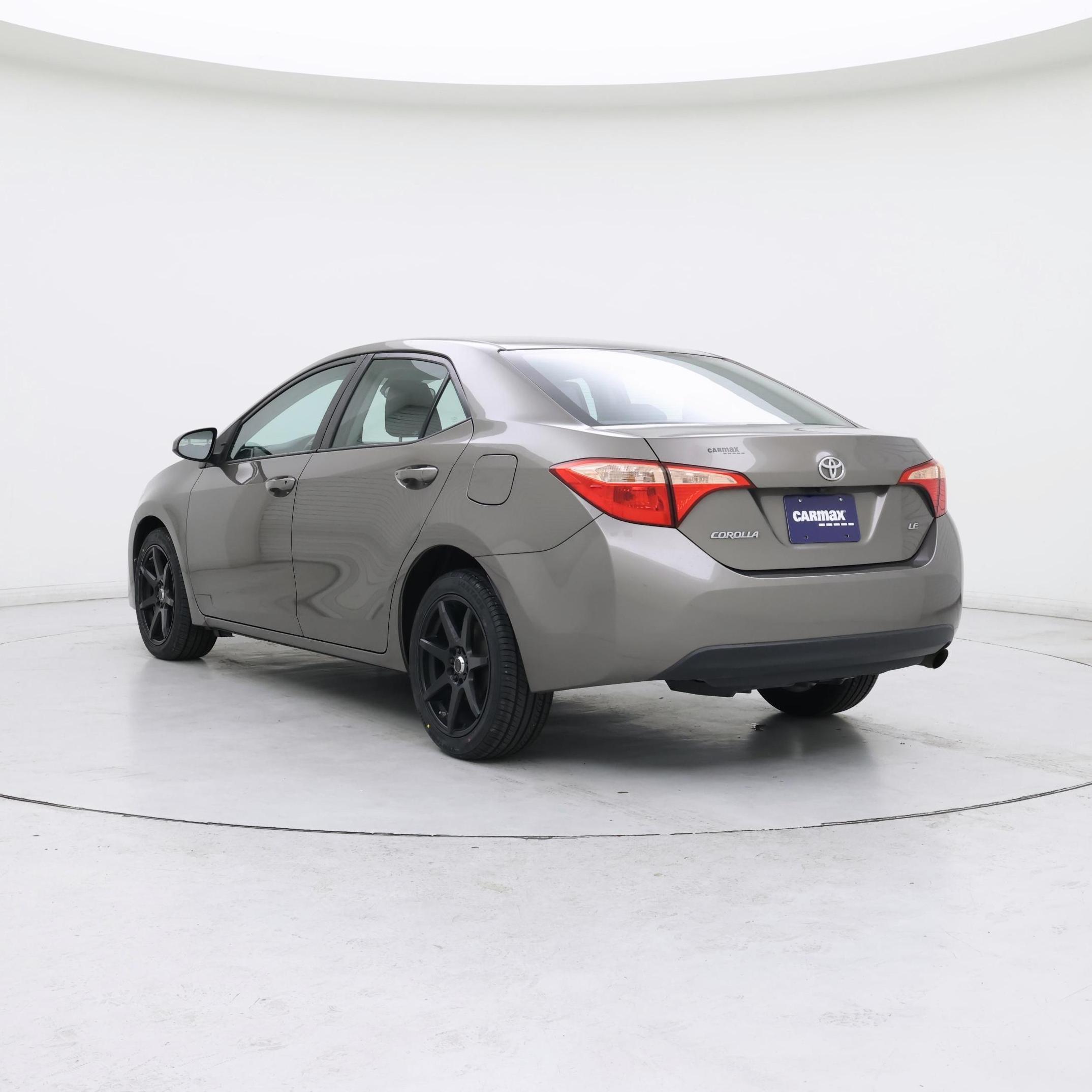 Thumbnail: 2017 Toyota Corolla - 2