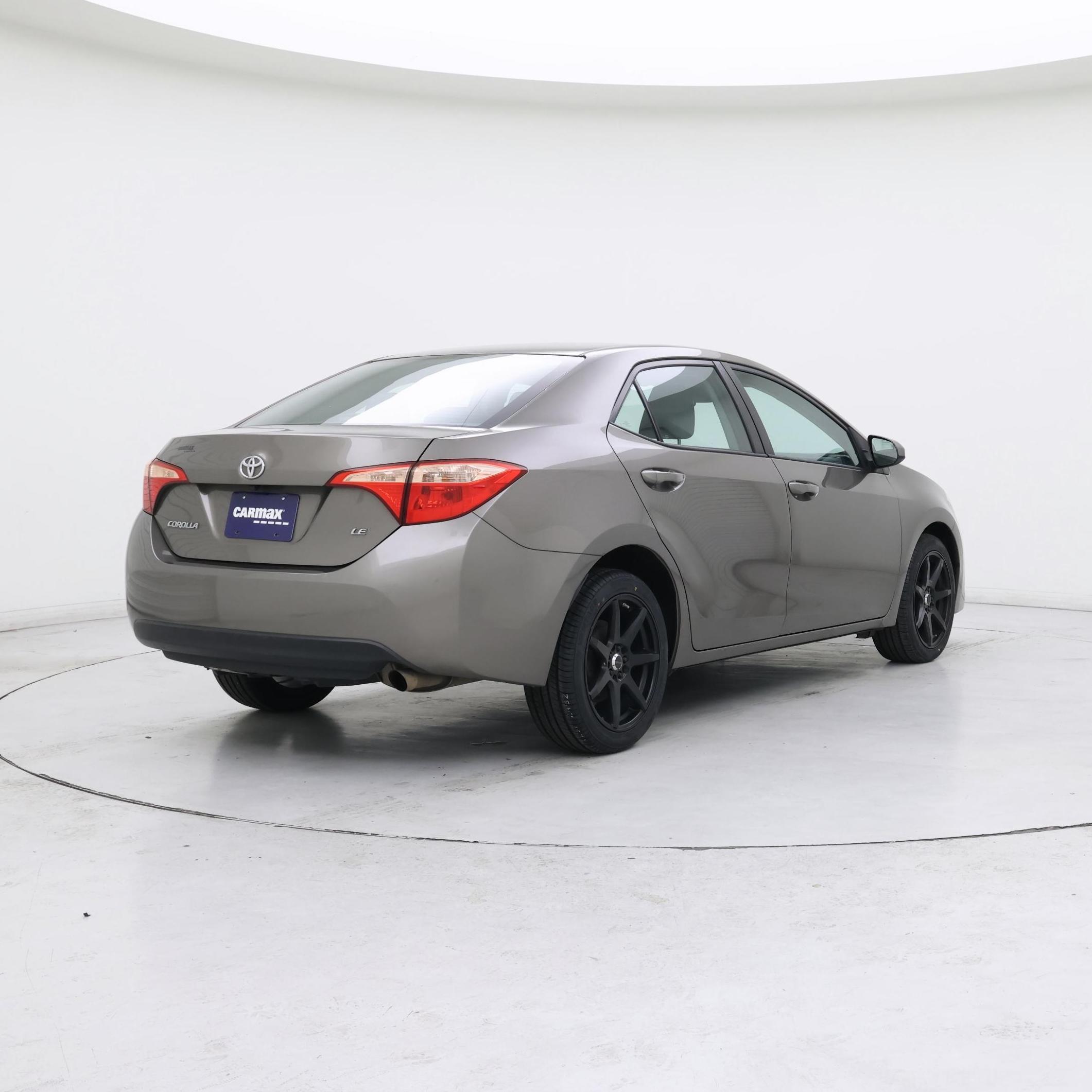 Thumbnail: 2017 Toyota Corolla - 8