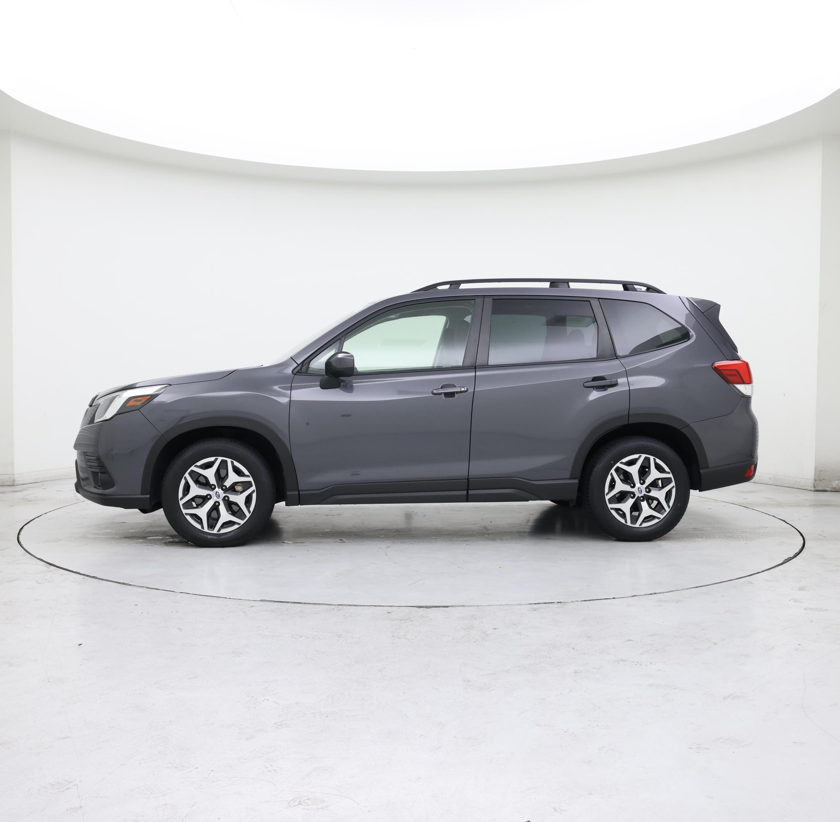 Thumbnail: 2022 Subaru Forester - 3