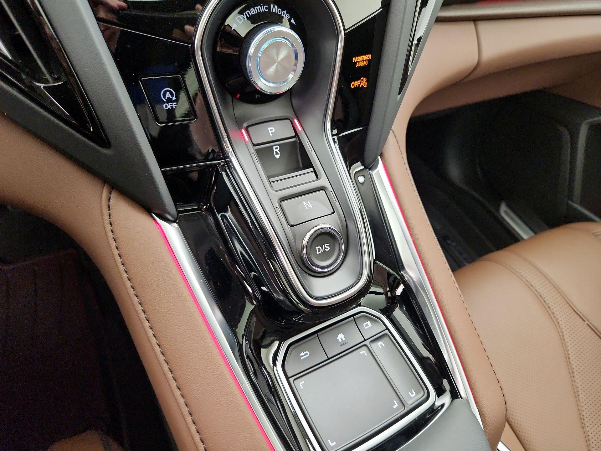 Thumbnail: 2025 Acura RDX - 18