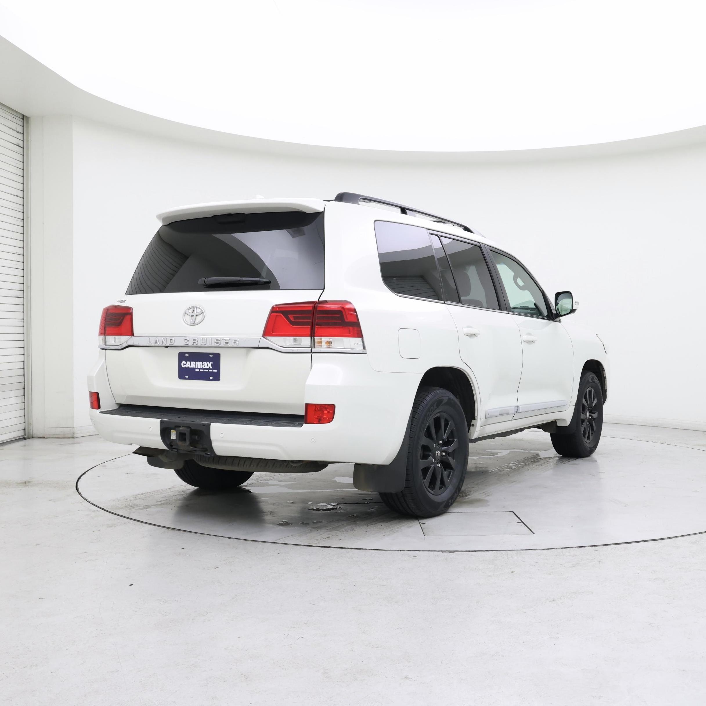 Thumbnail: 2016 Toyota Land Cruiser - 8