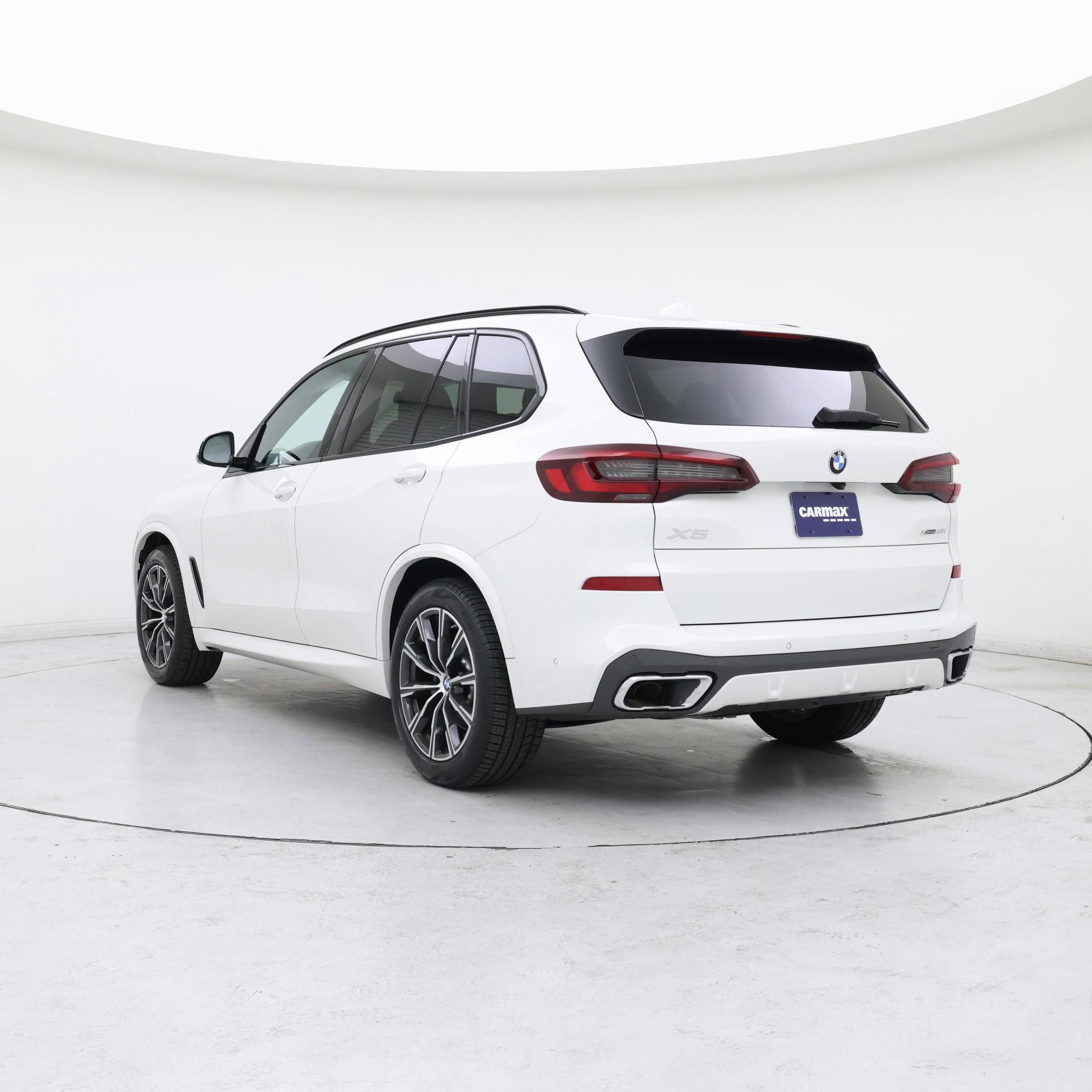 Thumbnail: 2021 BMW X5 - 2