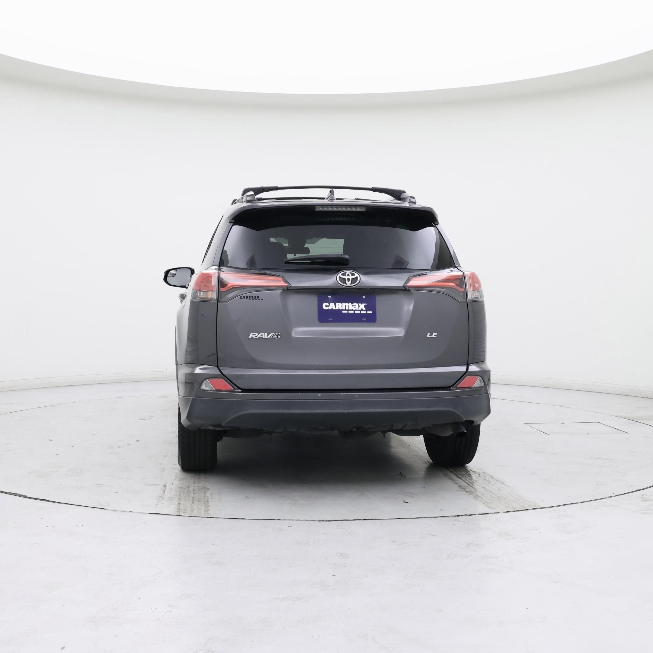 Thumbnail: 2018 Toyota RAV4 - 6
