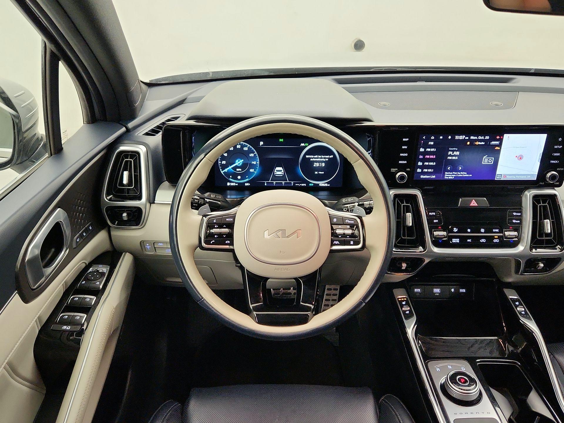 Thumbnail: 2023 Kia Sorento - 10
