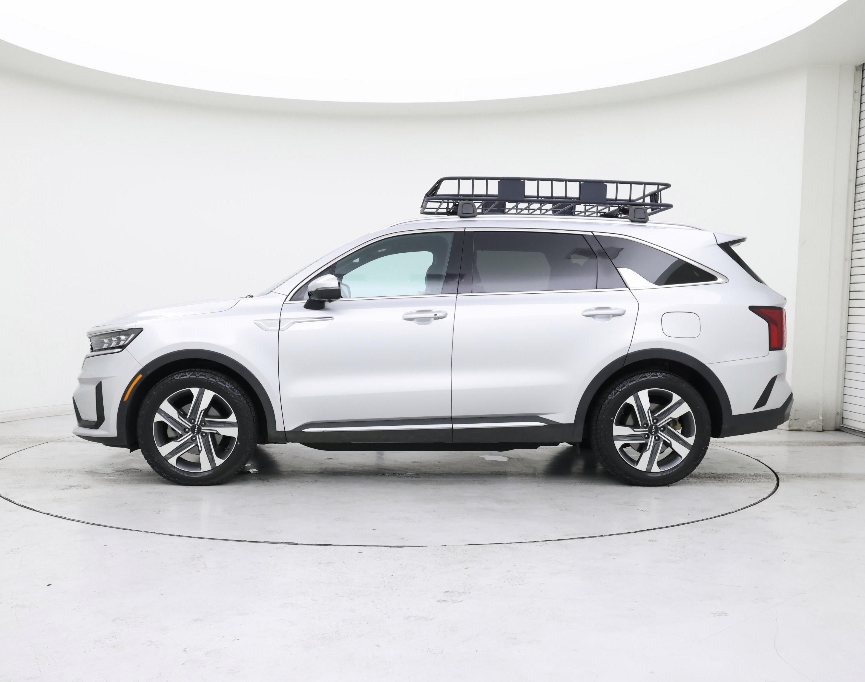 Thumbnail: 2023 Kia Sorento - 3