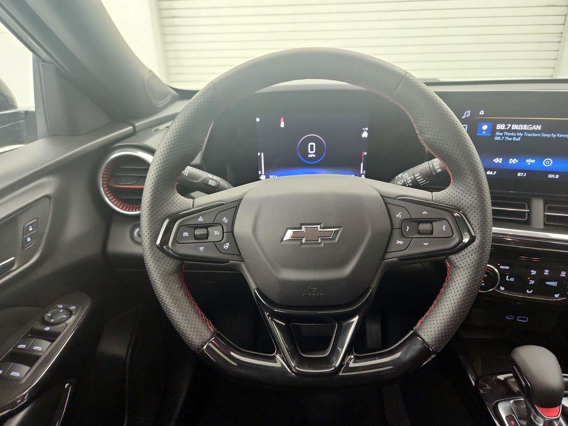 Thumbnail: 2024 Chevrolet Trax - 10