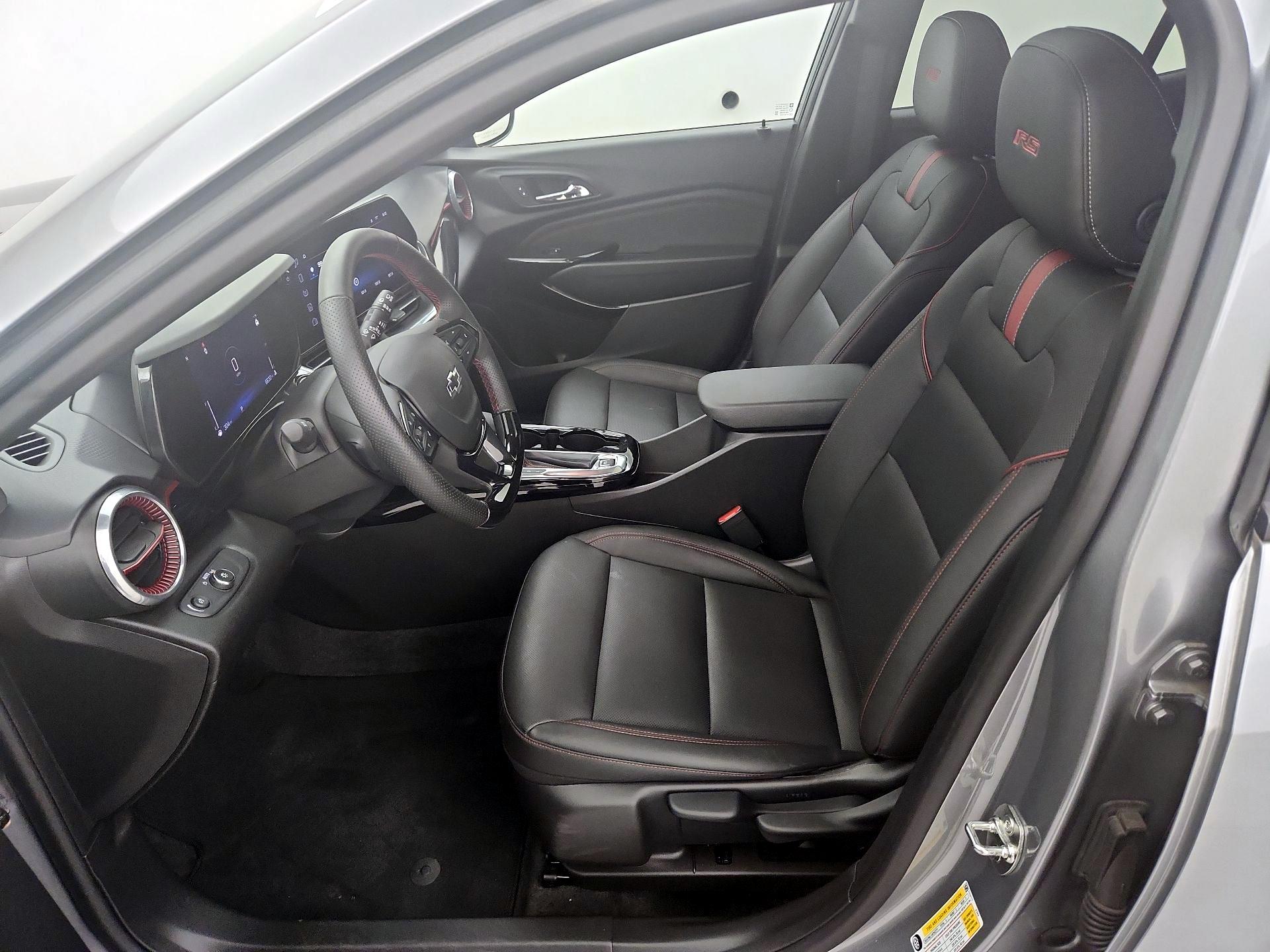 Thumbnail: 2024 Chevrolet Trax - 11