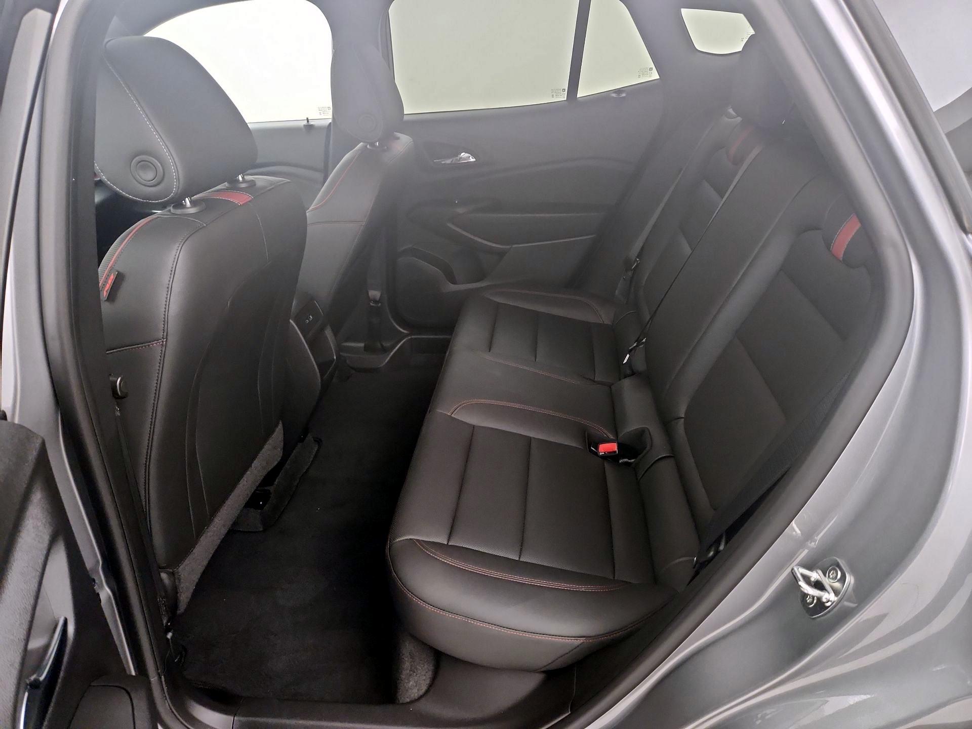 Thumbnail: 2024 Chevrolet Trax - 20