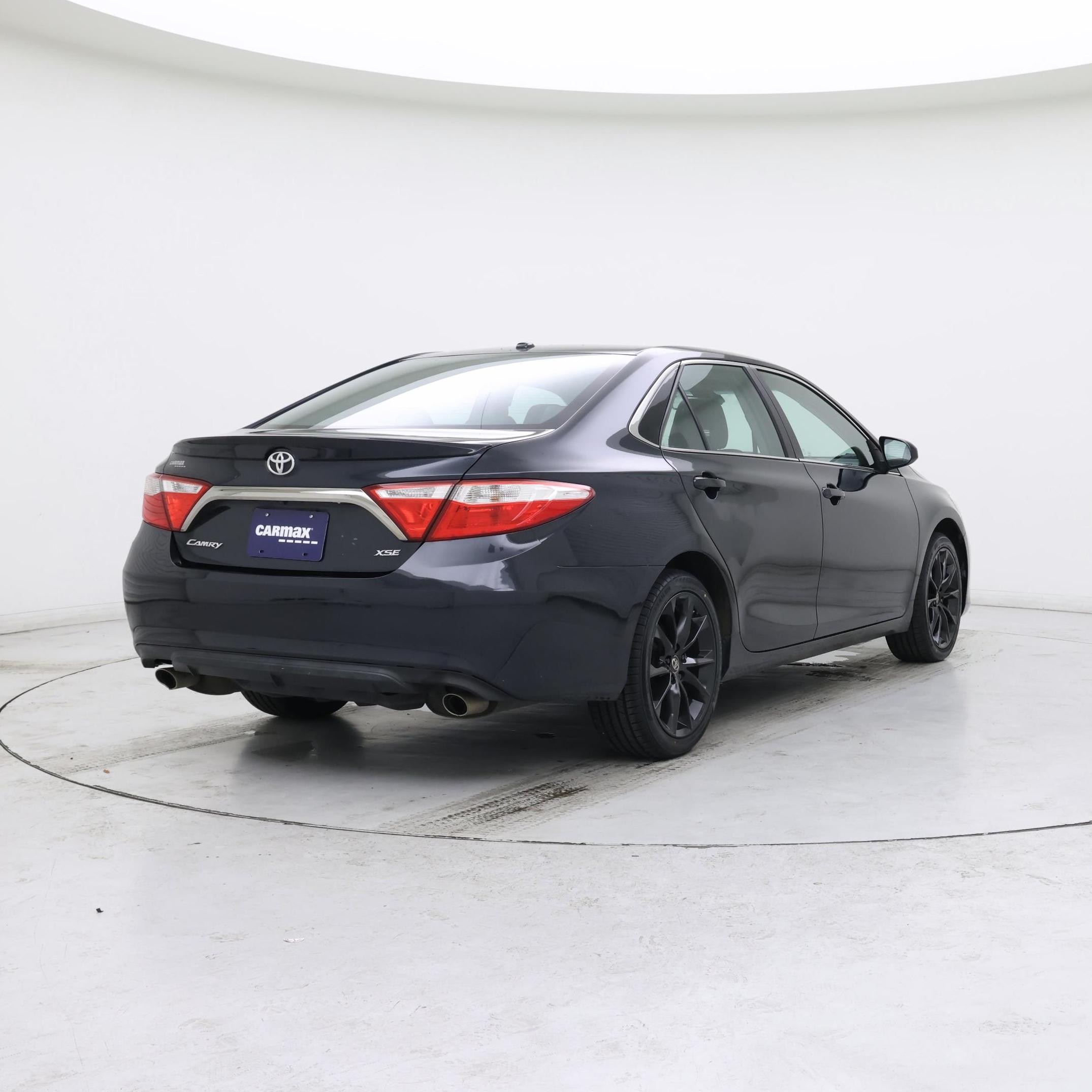 Thumbnail: 2015 Toyota Camry - 8