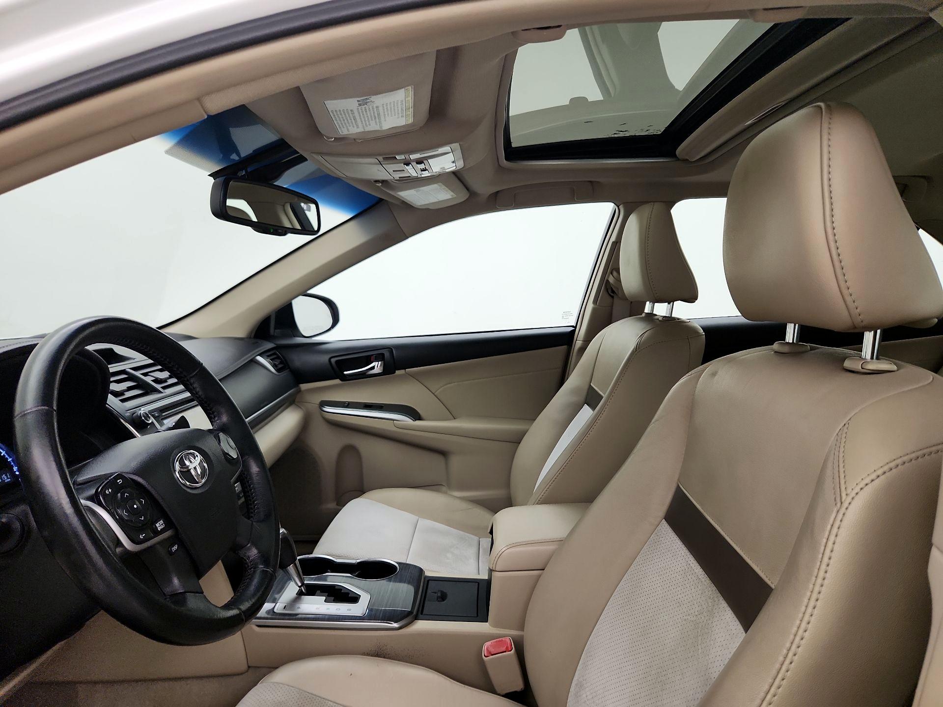 Thumbnail: 2014 Toyota Camry - 19
